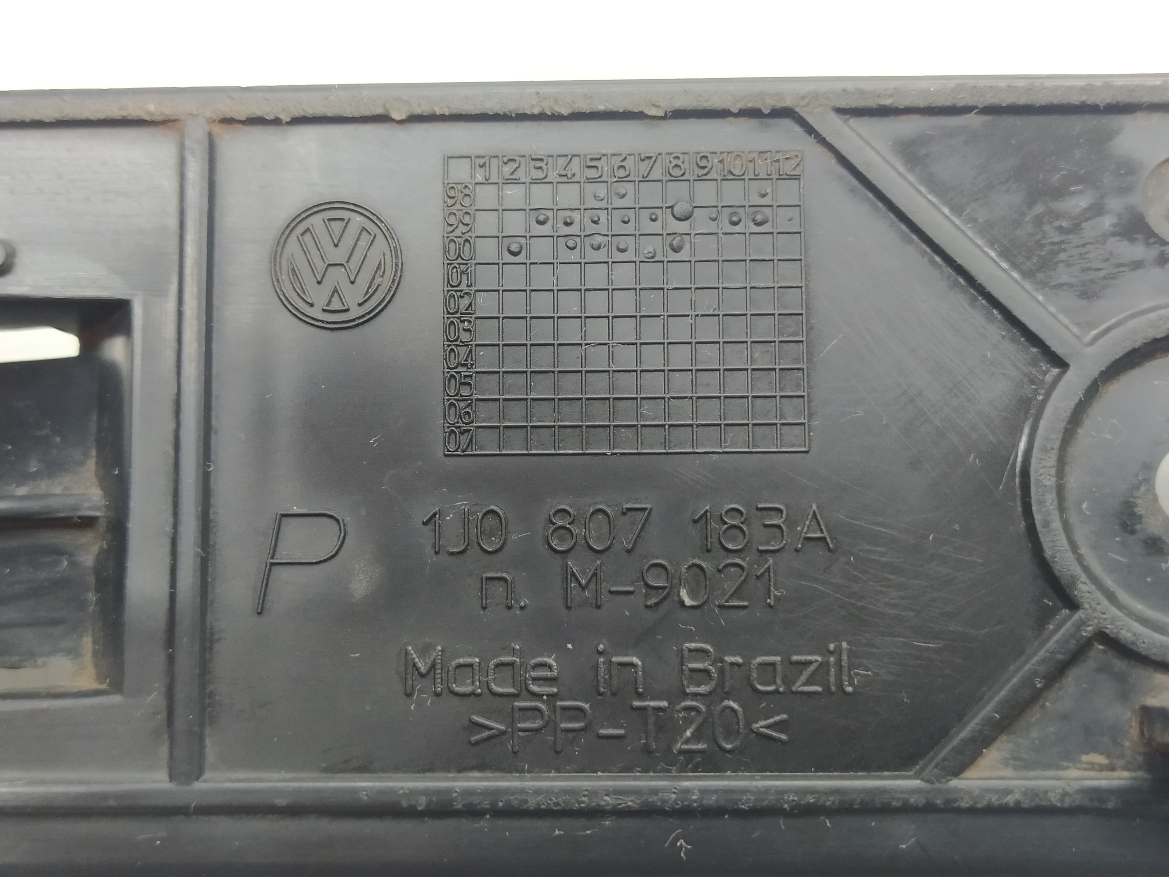 Suporte Guia Parachoque Dianteiro Esquerdo Golf 2000 V53 8