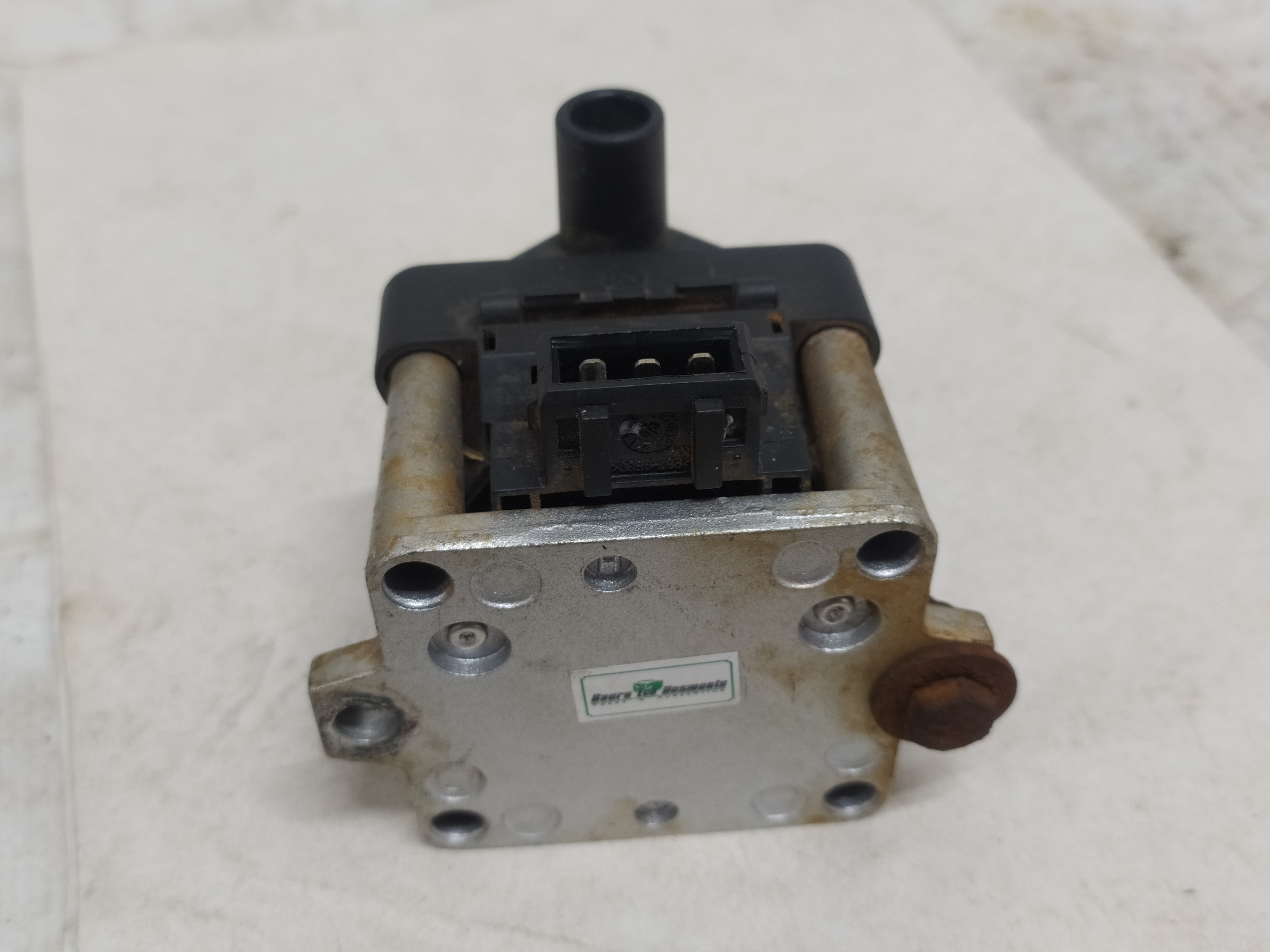 Bobina De Ignição Vw Golf Ap 1.8 1995 V13 4