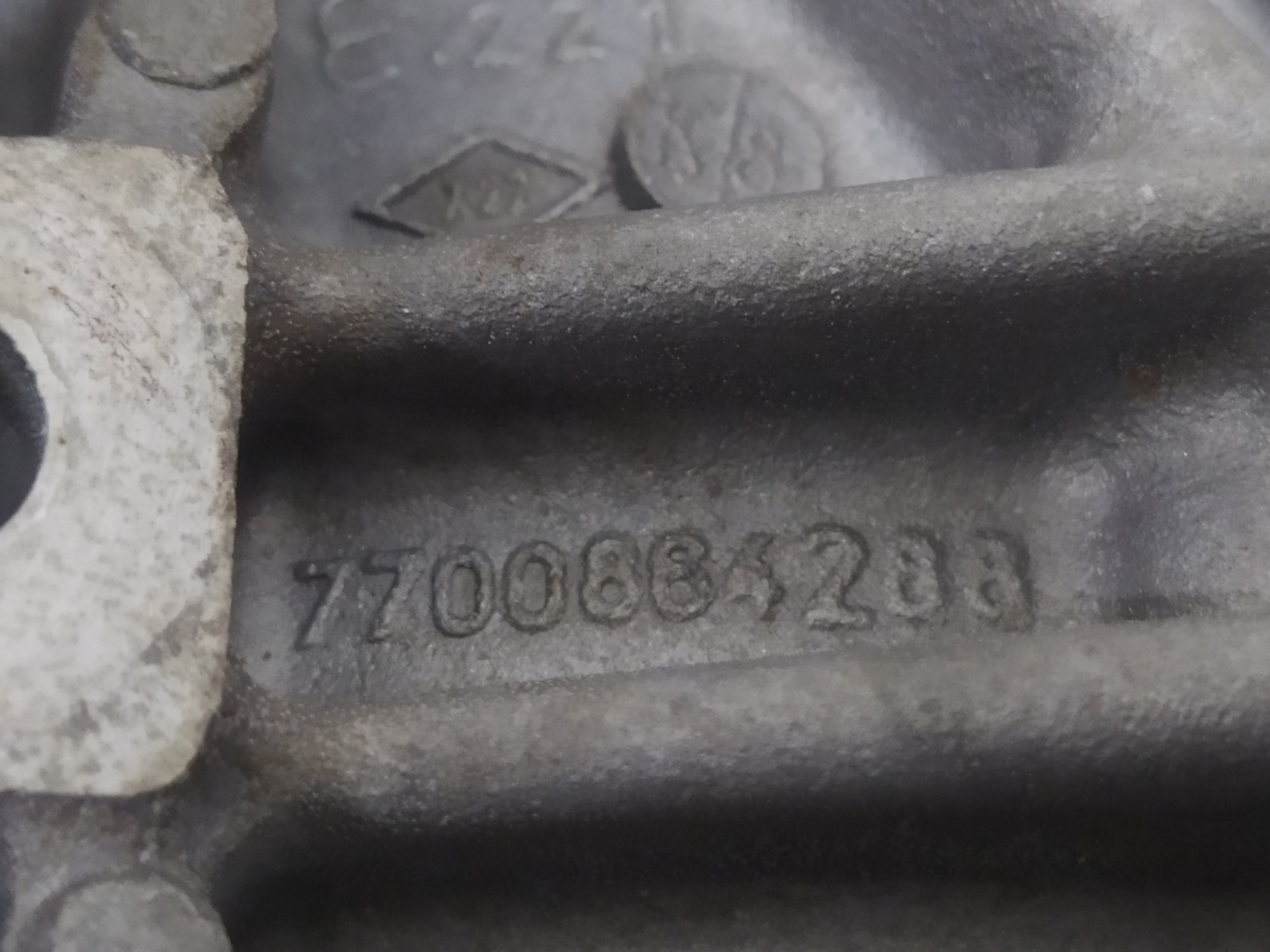 Suporte Do Alternador Renault Kangoo 2000 8