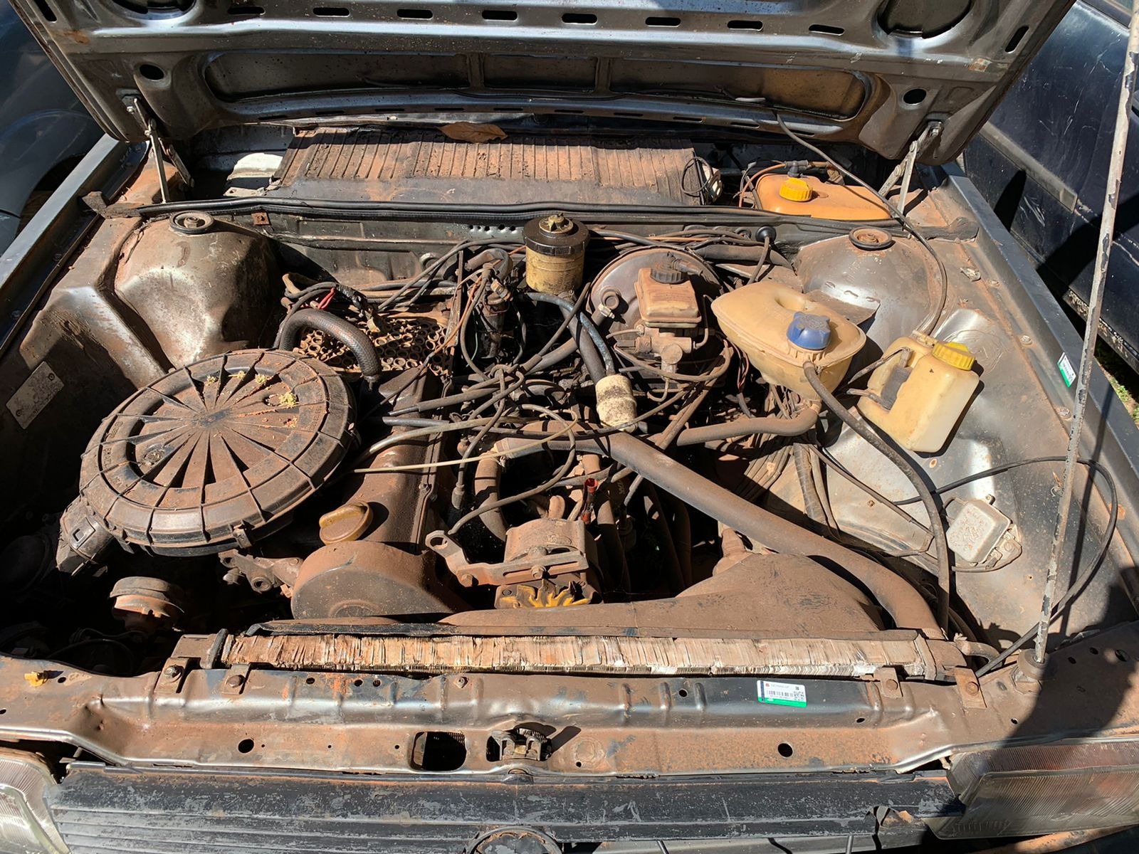 Motor Câmbio E Peças Interior  Santana 1986 – V20