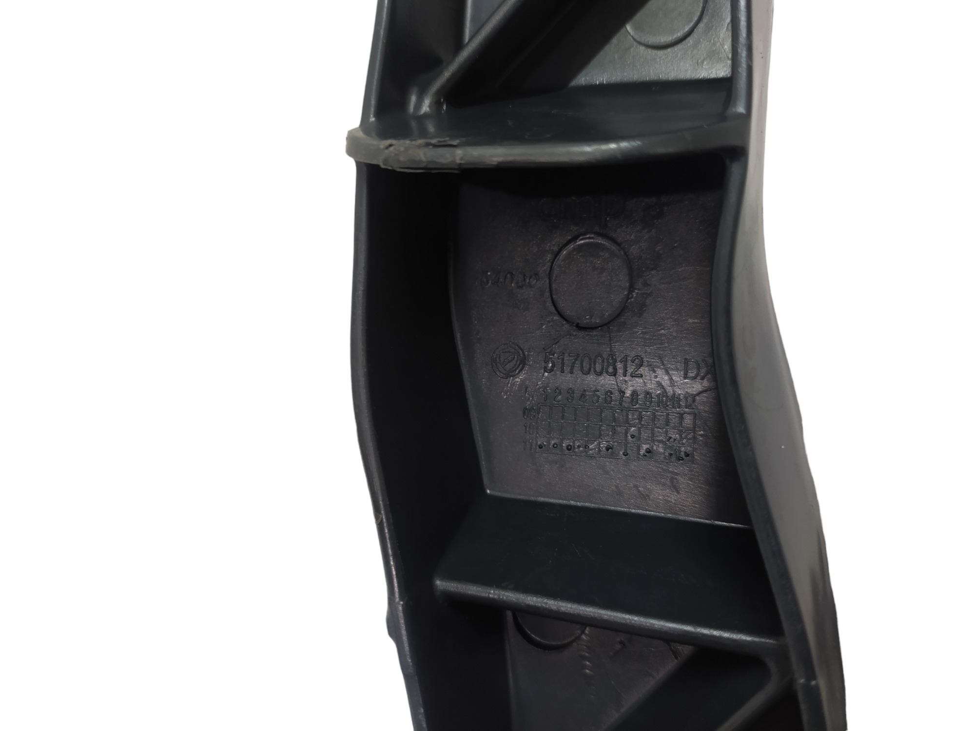 Suporte Parachoque Dianteiro Direito Fiat Palio 2016 V82 7