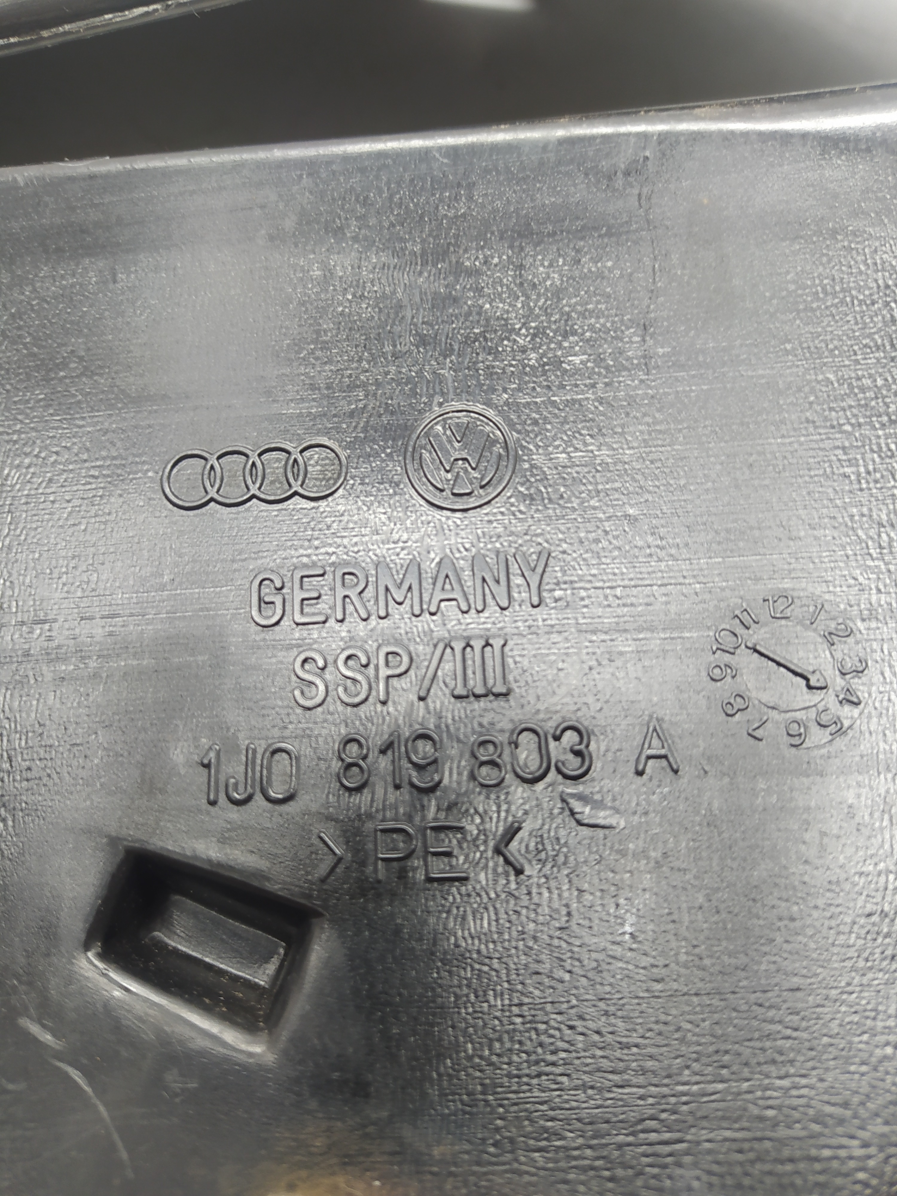 Duto Central Ar Condicionado Vw Golf 2.0 2000 1j0819803 V53 5
