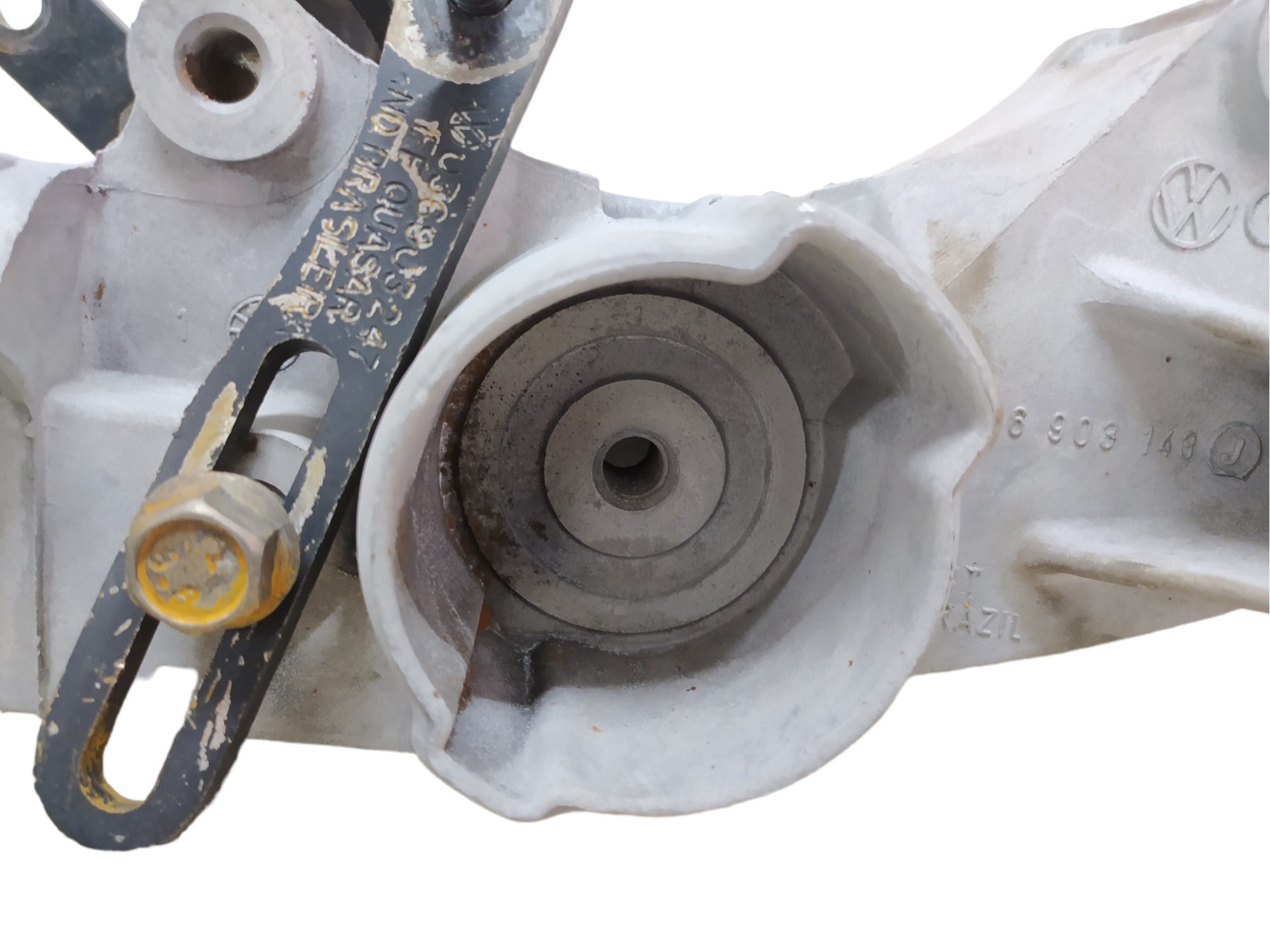 Suporte Alternador Volkswagen Gol 1.0 1.6 At  036903143 V01 7