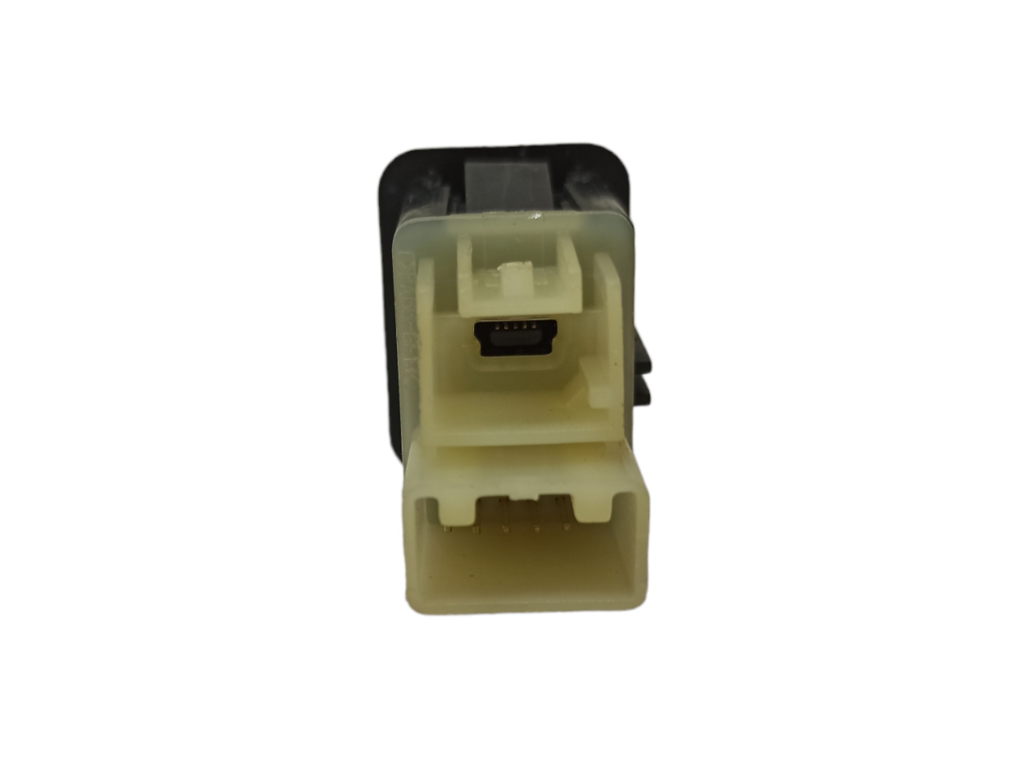 Conector Adaptador Entrada Usb E Auxiliar Gm Cobalt 2012 7