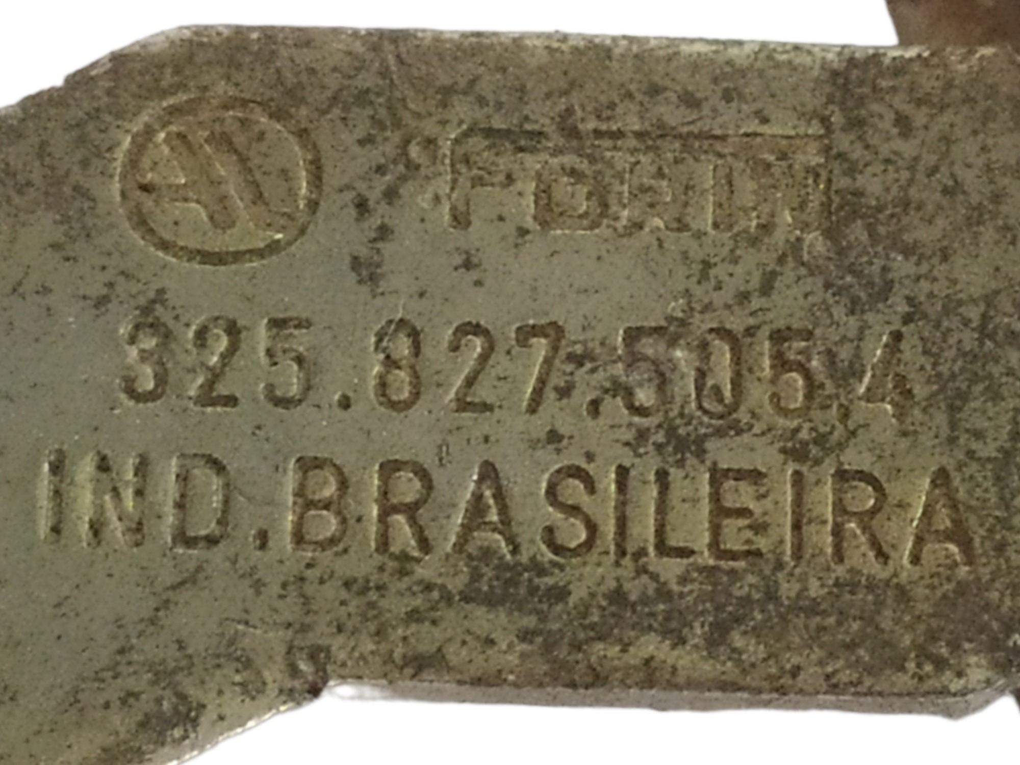 Fechadura Tampa Traseira Vw Santana 1996 A 2006 Balcão 6