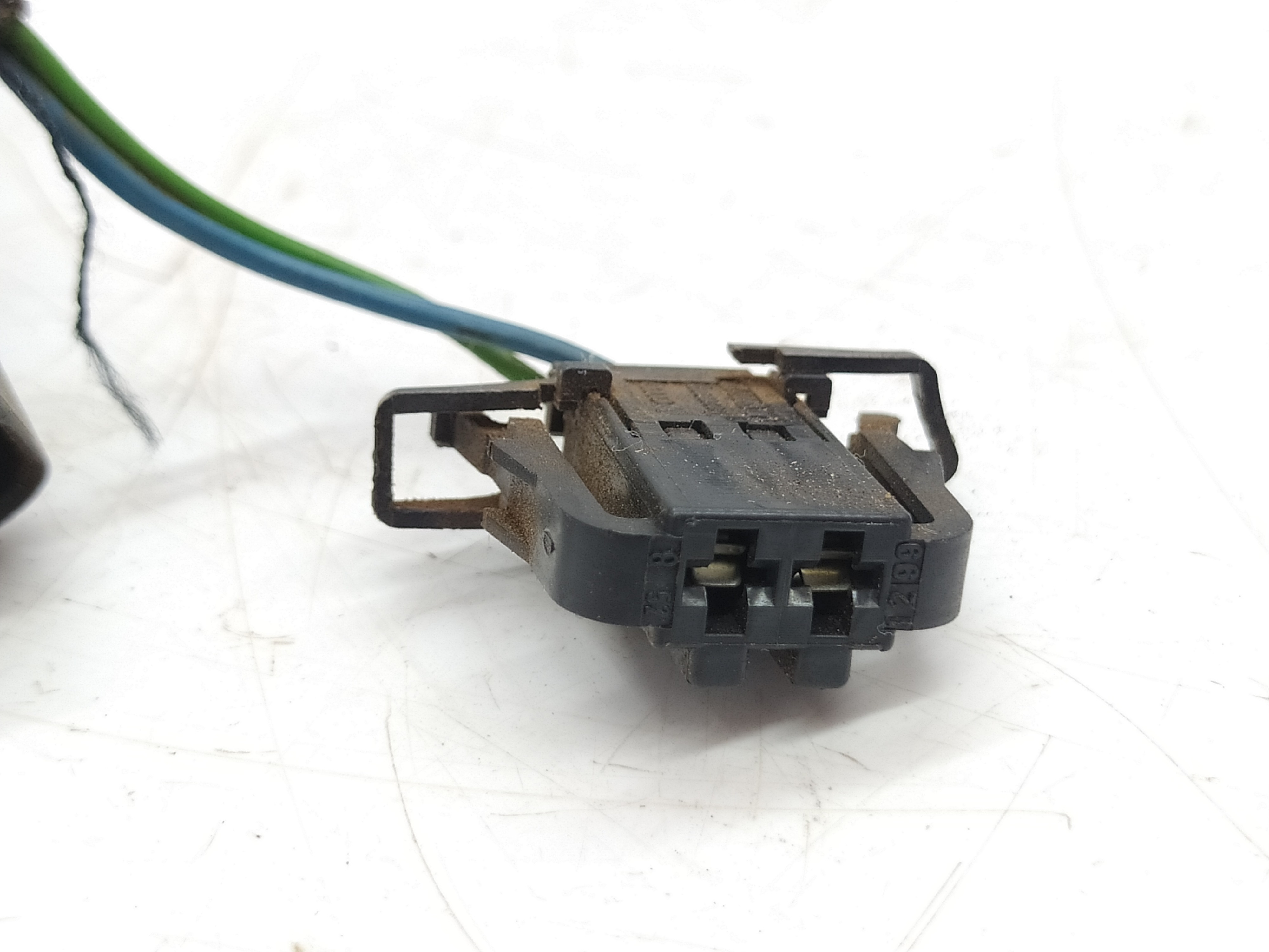 Chicote Tampa Traseira Direita 1j6971726a Vw Golf 2000 V53 7