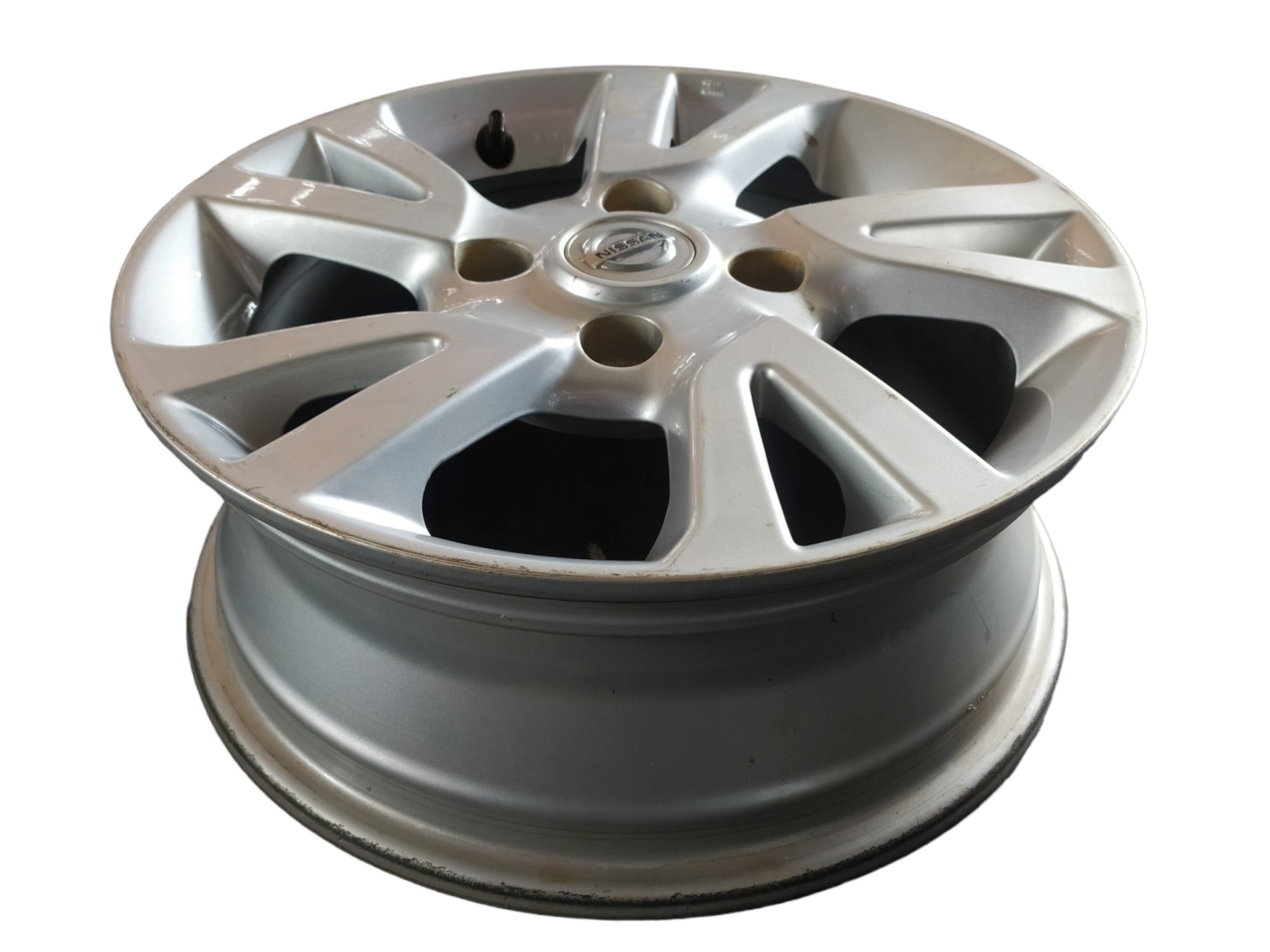 Roda De Liga Leve Aro 15 Nissan Versa 2017 Az60b2p43 3