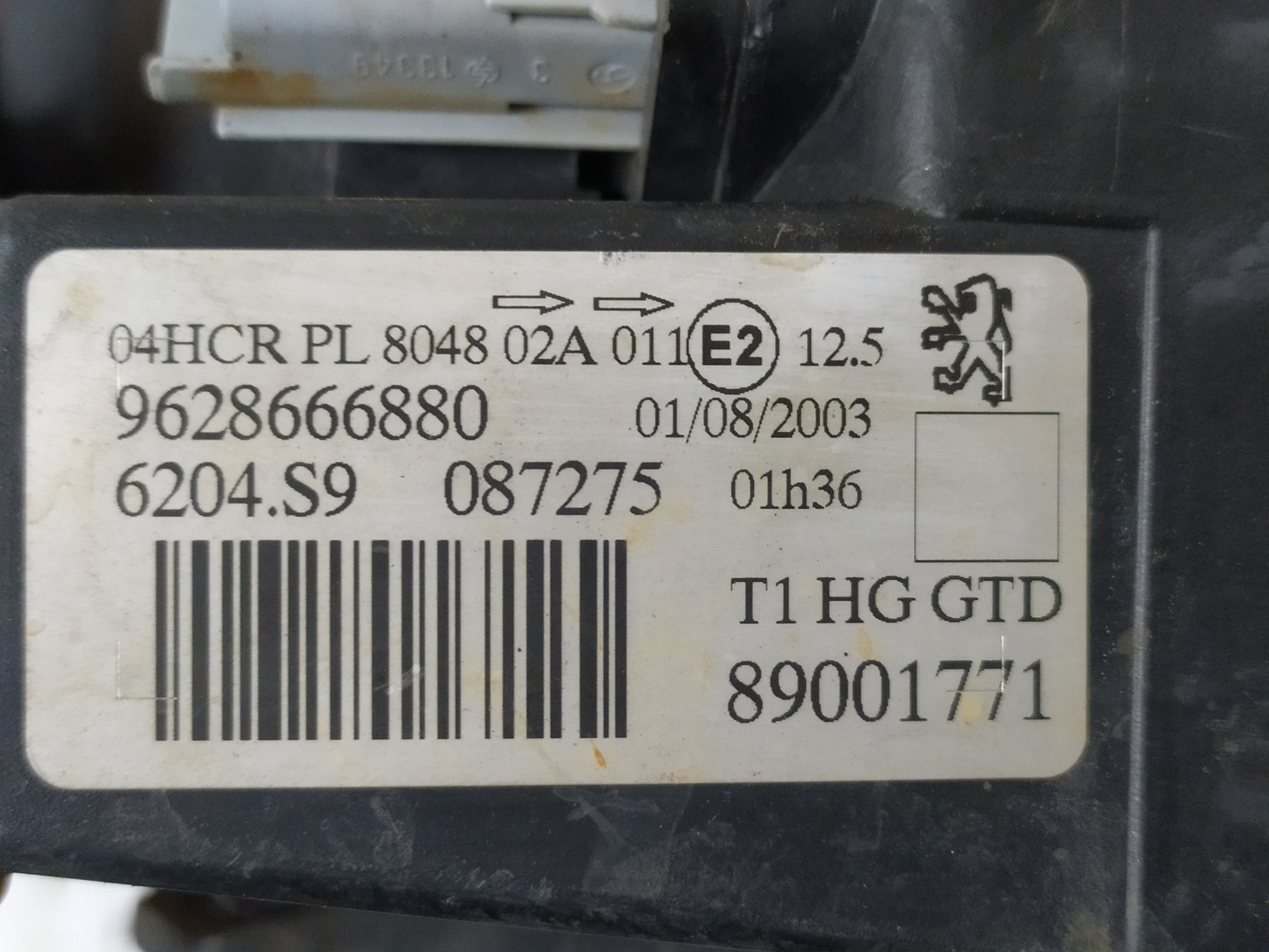 Farol Esquerdo Peugeot 206 1.6 2001 9628666880 V35 Esquerdo 7