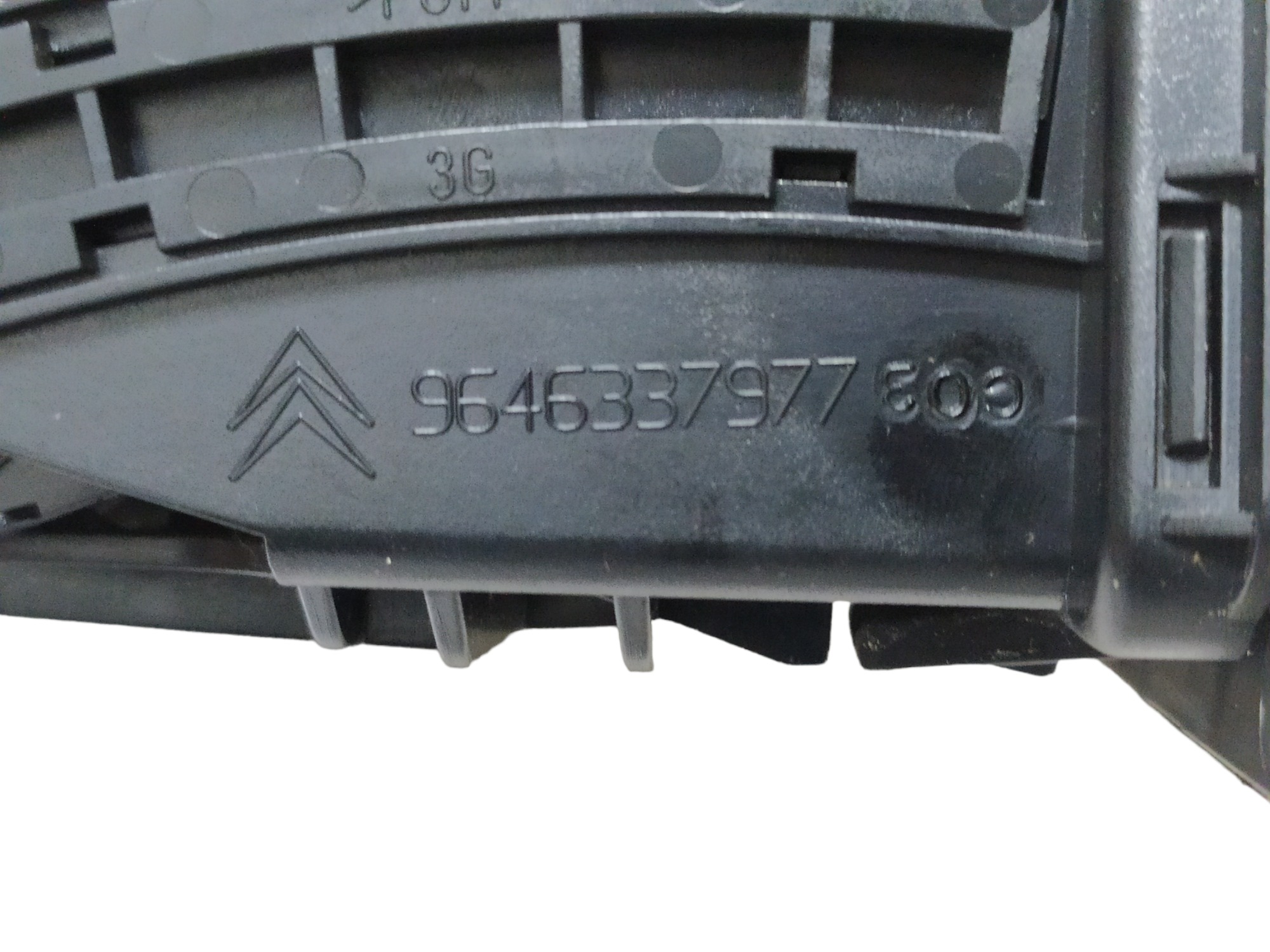 Difusor De Ar Direito Citroen C4 Pallas 2.0 2011 V89 9