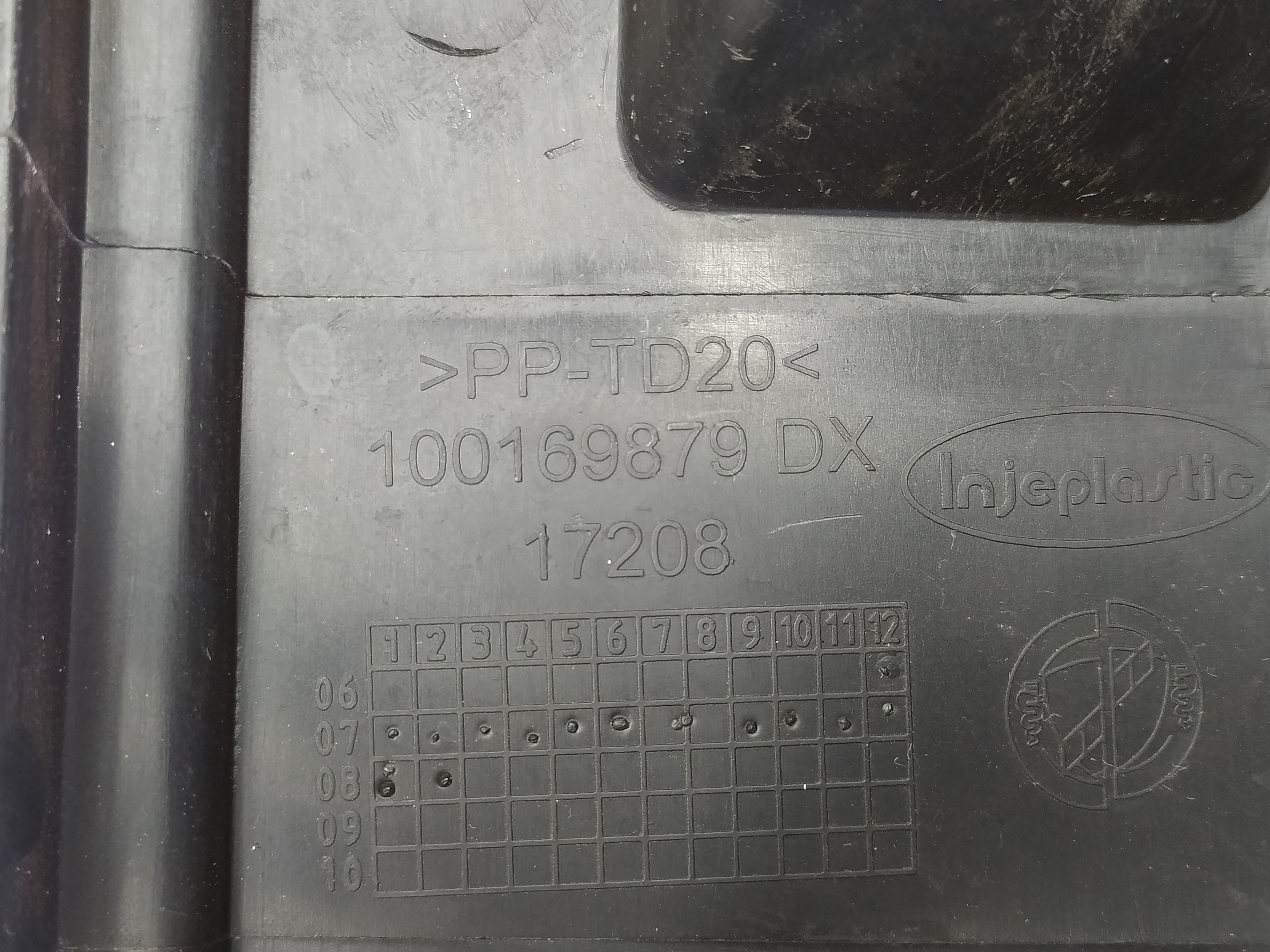 Suporte Dir Tampão Porta Malas Bagagito Uno Mille 2008 V46 9
