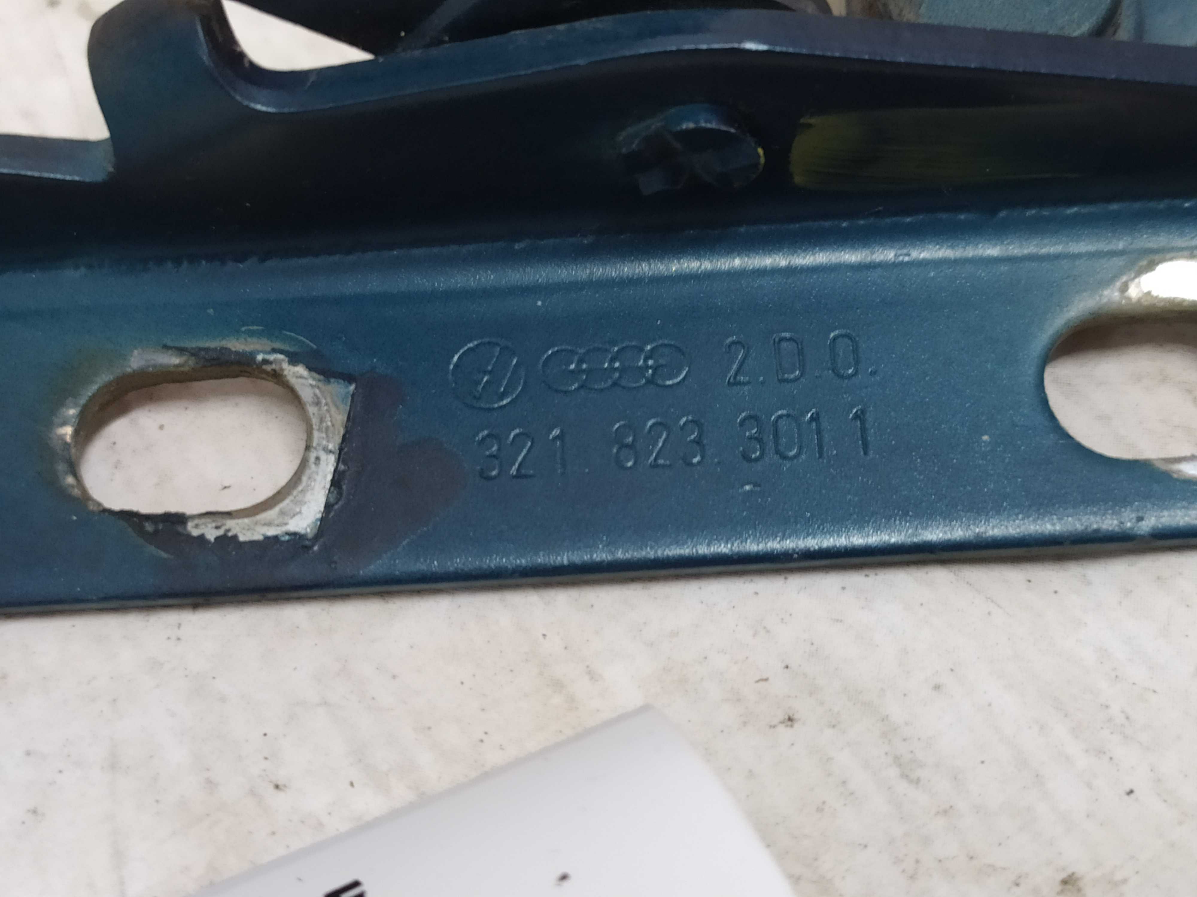 Dobradiça Capô Dianteiro Vw Santana 1995 V62 Par 6