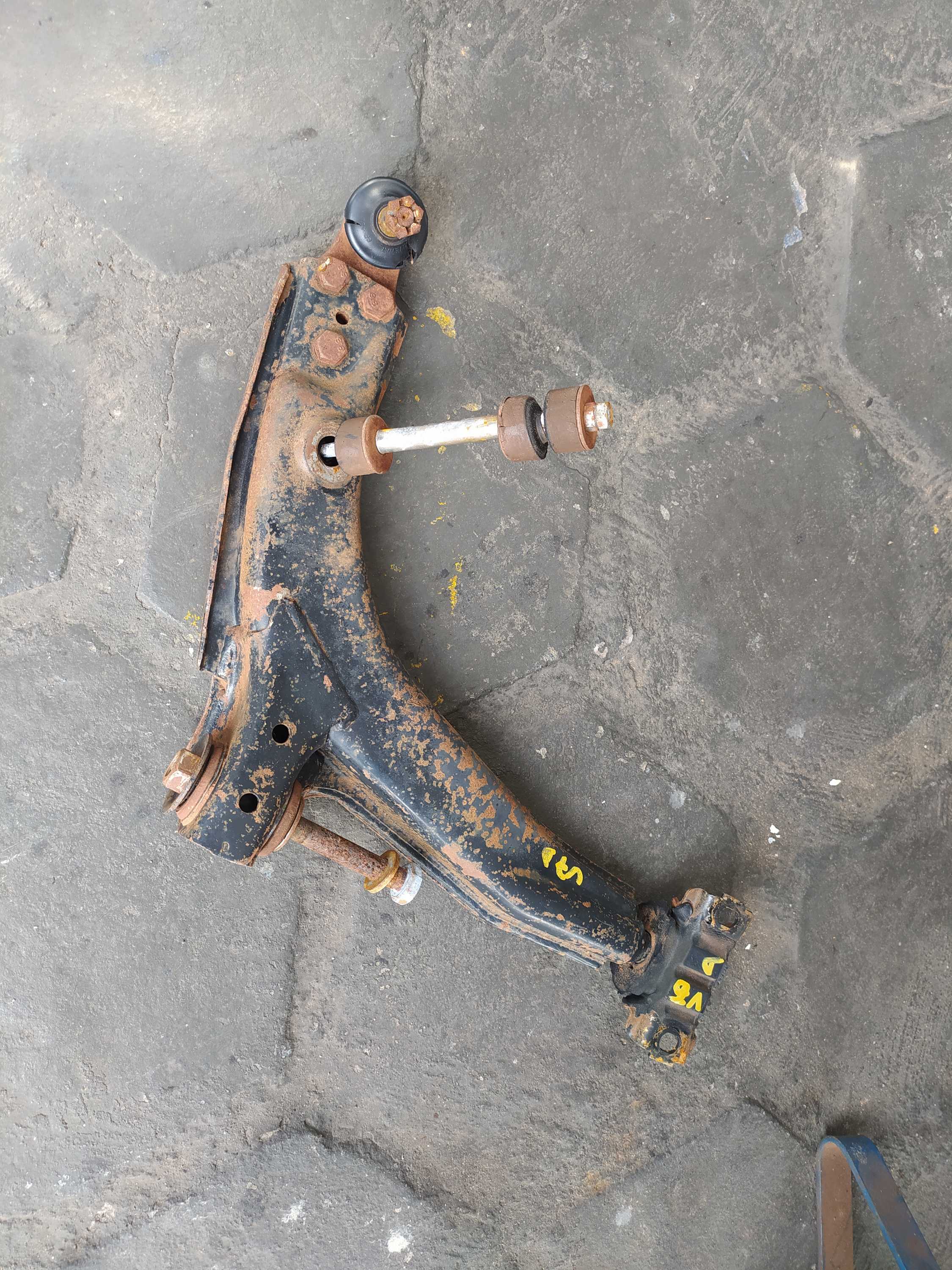 Bandeja De Suspensão Dir Chevrolet Kadett  1997 V06 Balcão