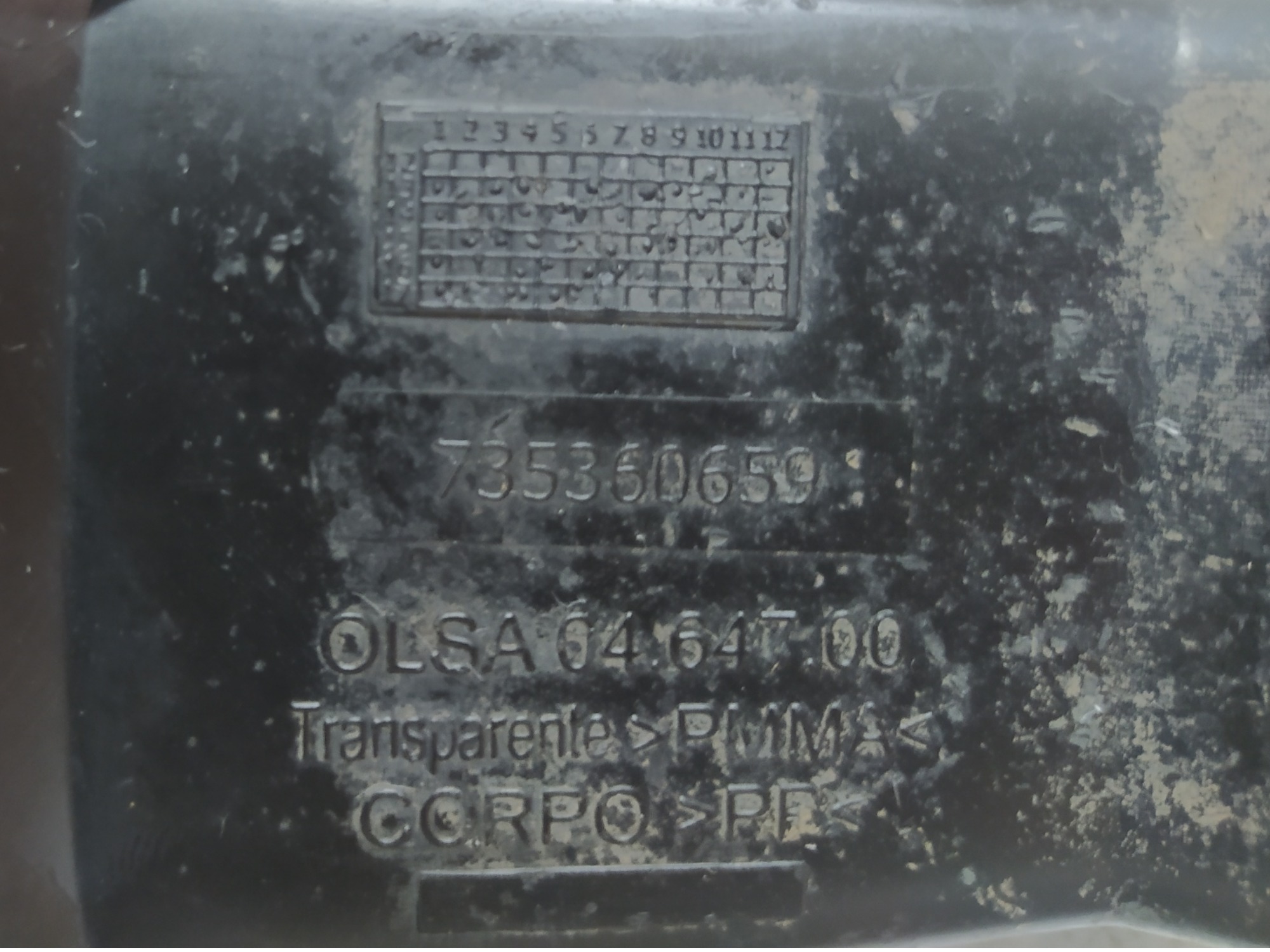 Luz De Placa Esquerda Parachoque Fiat Strada 1.4 2017 V80 6