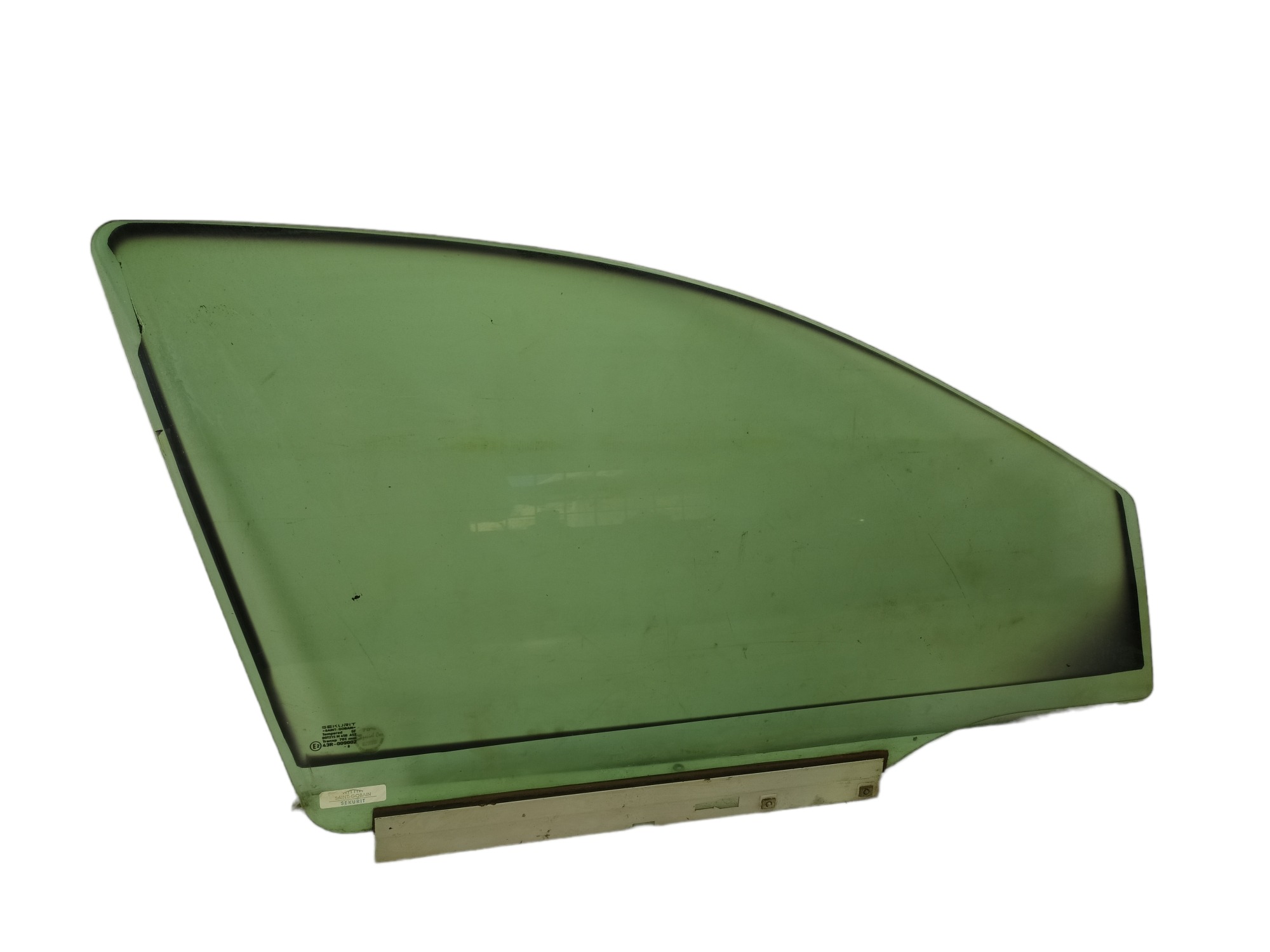Vidro Da Porta Dianteira Direita Gm Astra 2001 2002 V50