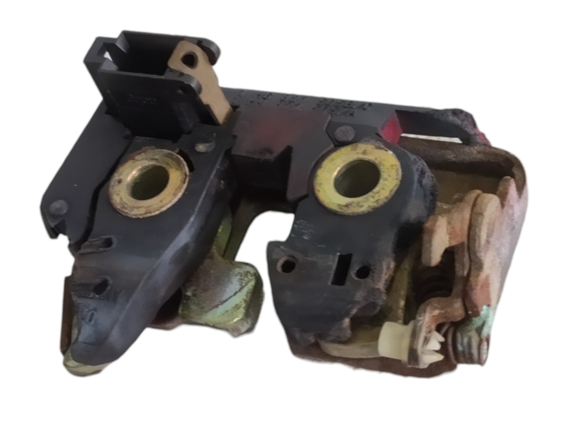 Fechadura Tampa Traseira Vw Golf 1995 V41 5