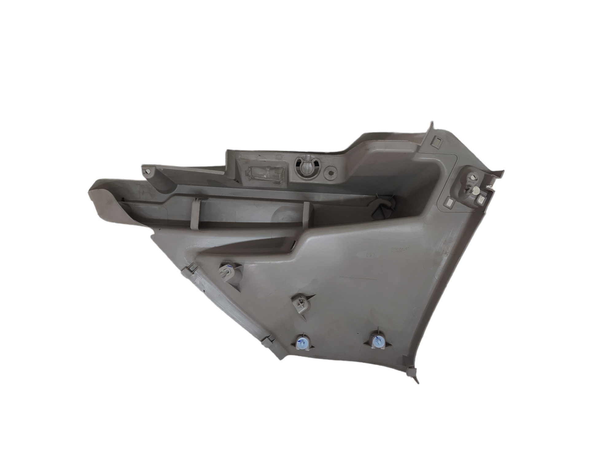 Suporte Tampao Bagagito Esquerdo Renault Sandero 2010 V28 4