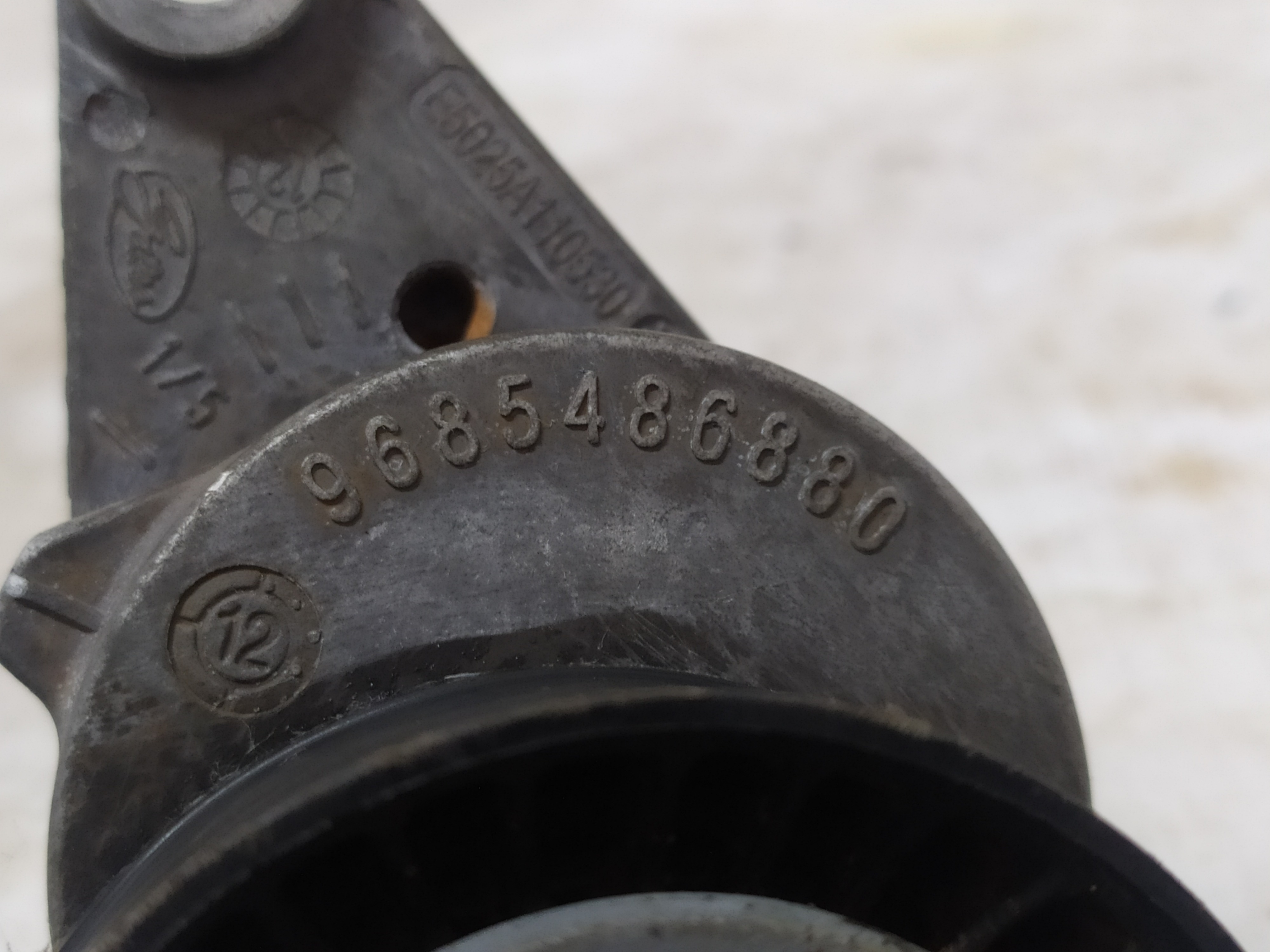 Tensor Correia Do Alternador Peugeot 208 Citroen C3 6