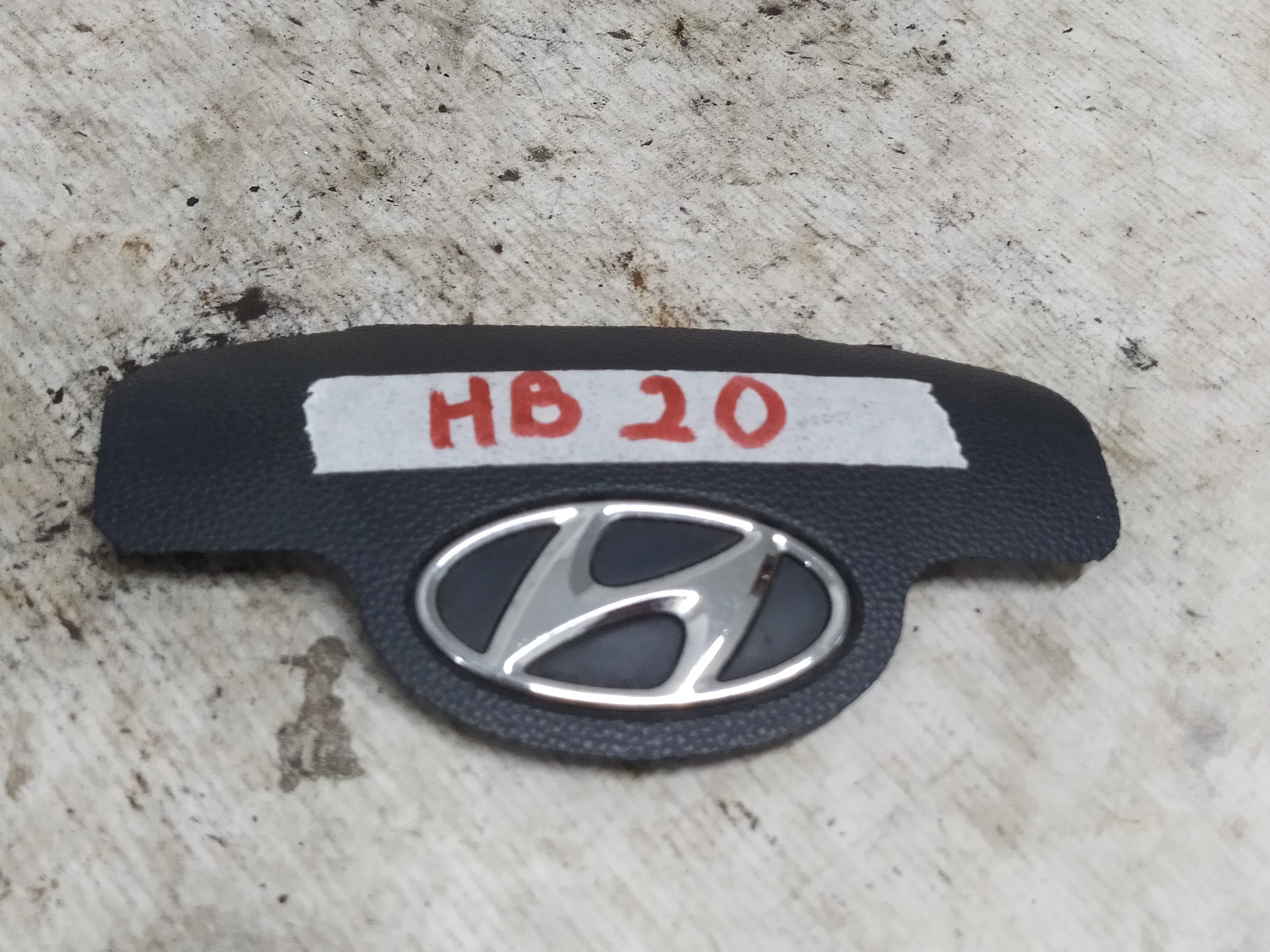 Emblema Do Volante Hyundai HB20 1.6 2014 V69 Balcão
