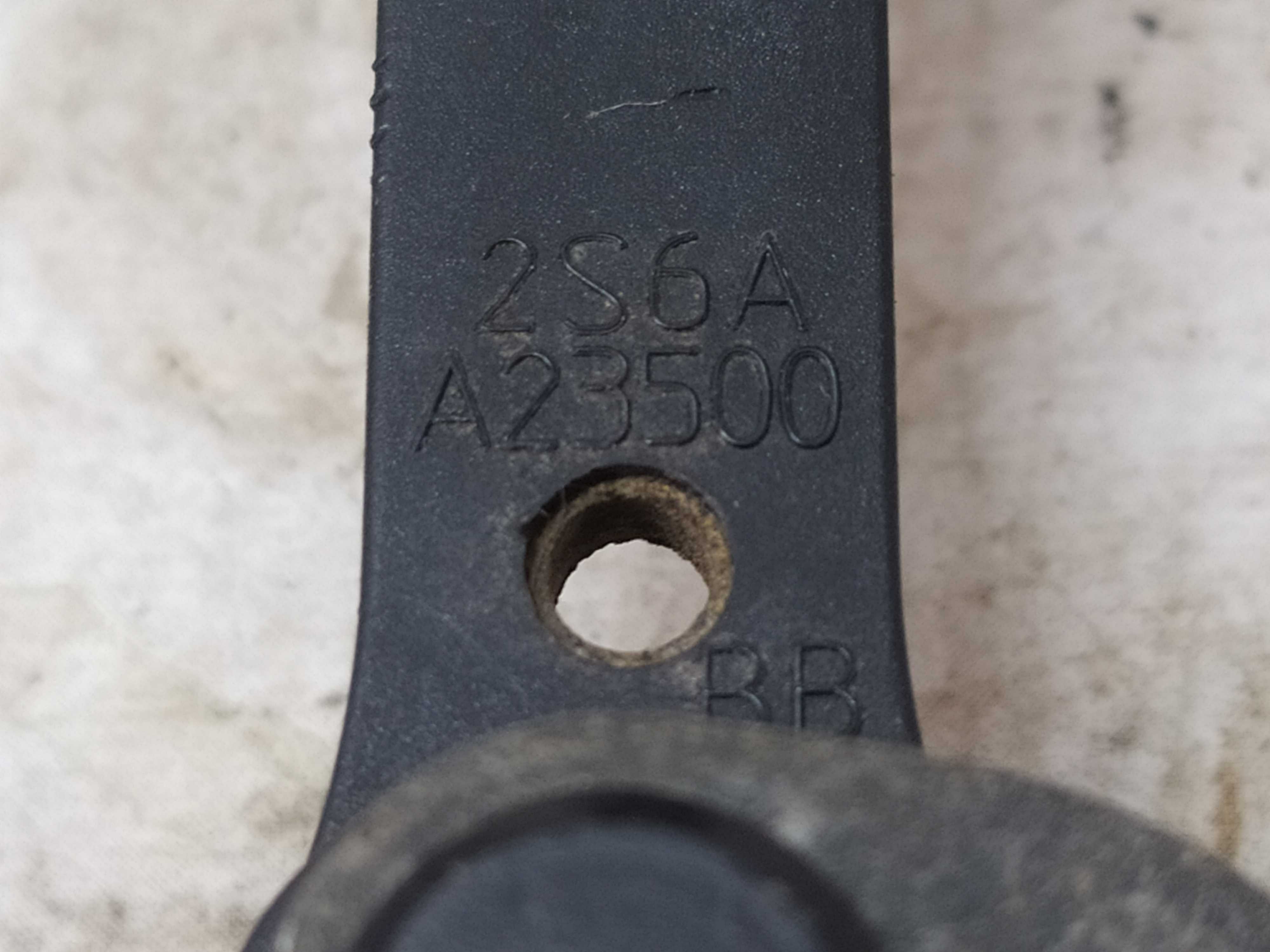 Limitador De Porta Dianteiro Esquerdo Ford Fiesta 1.0 V59 6
