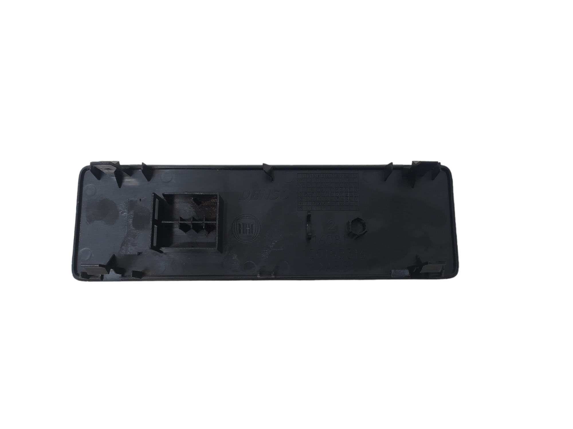 Tampa Falsa Rádio Do Painel Fiat Uno 1.0 2014 100180316 V79 4