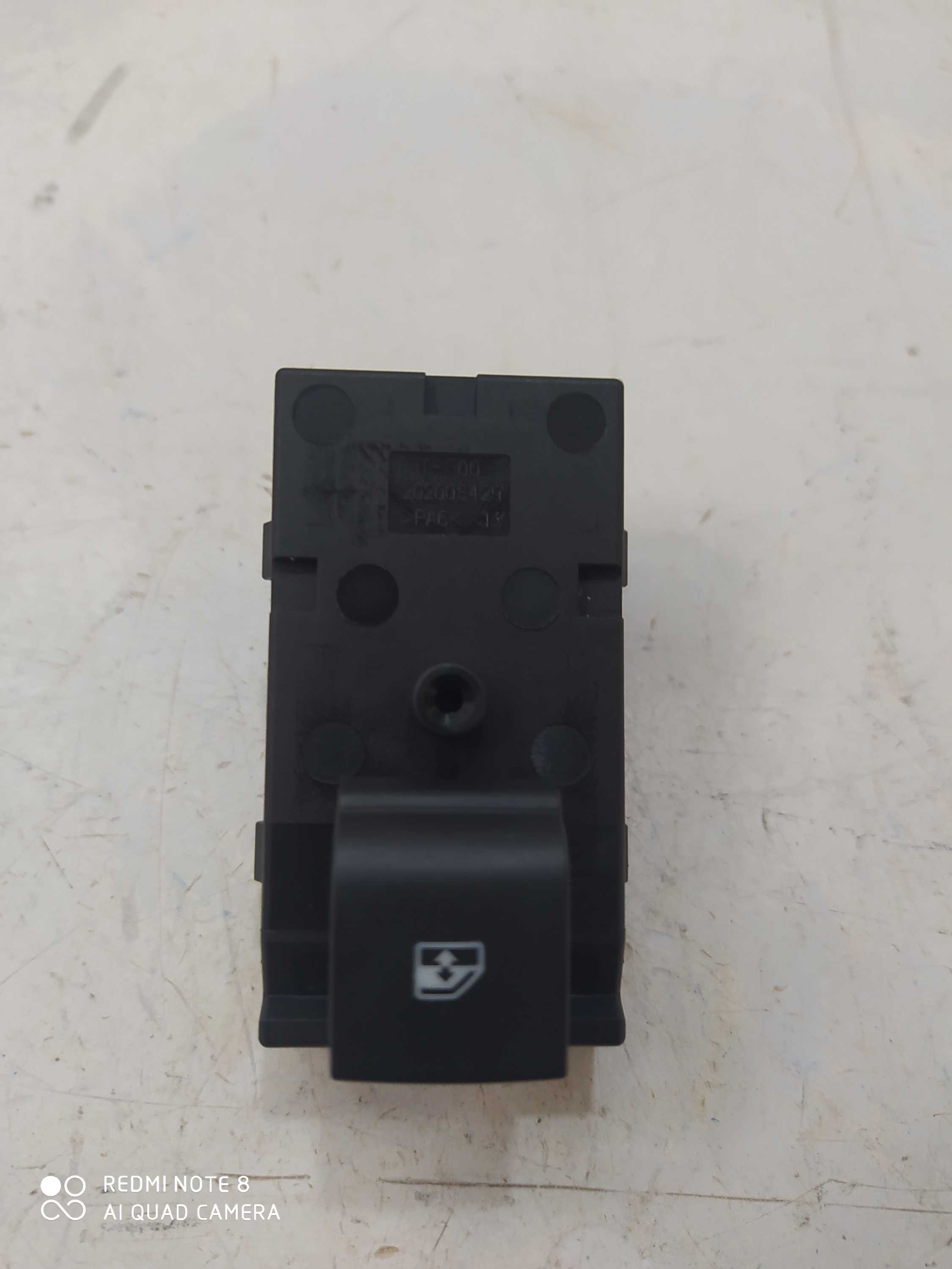 Botão Vidro Elétrico Te Chevrolet Cobalt 2012 202008429