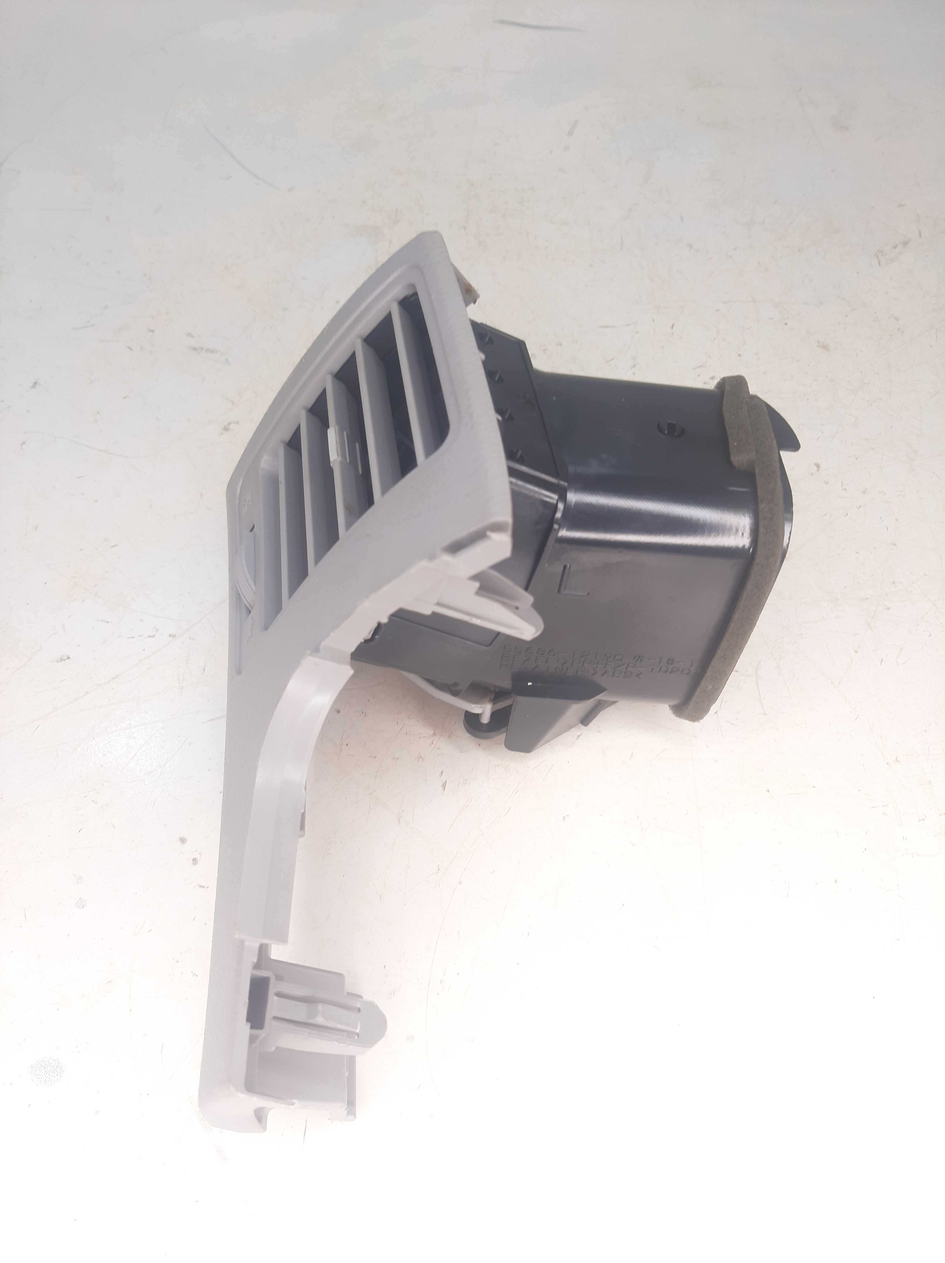 Difusor Ar Esquerdo Toyota Corolla Xei 2009 5566112250