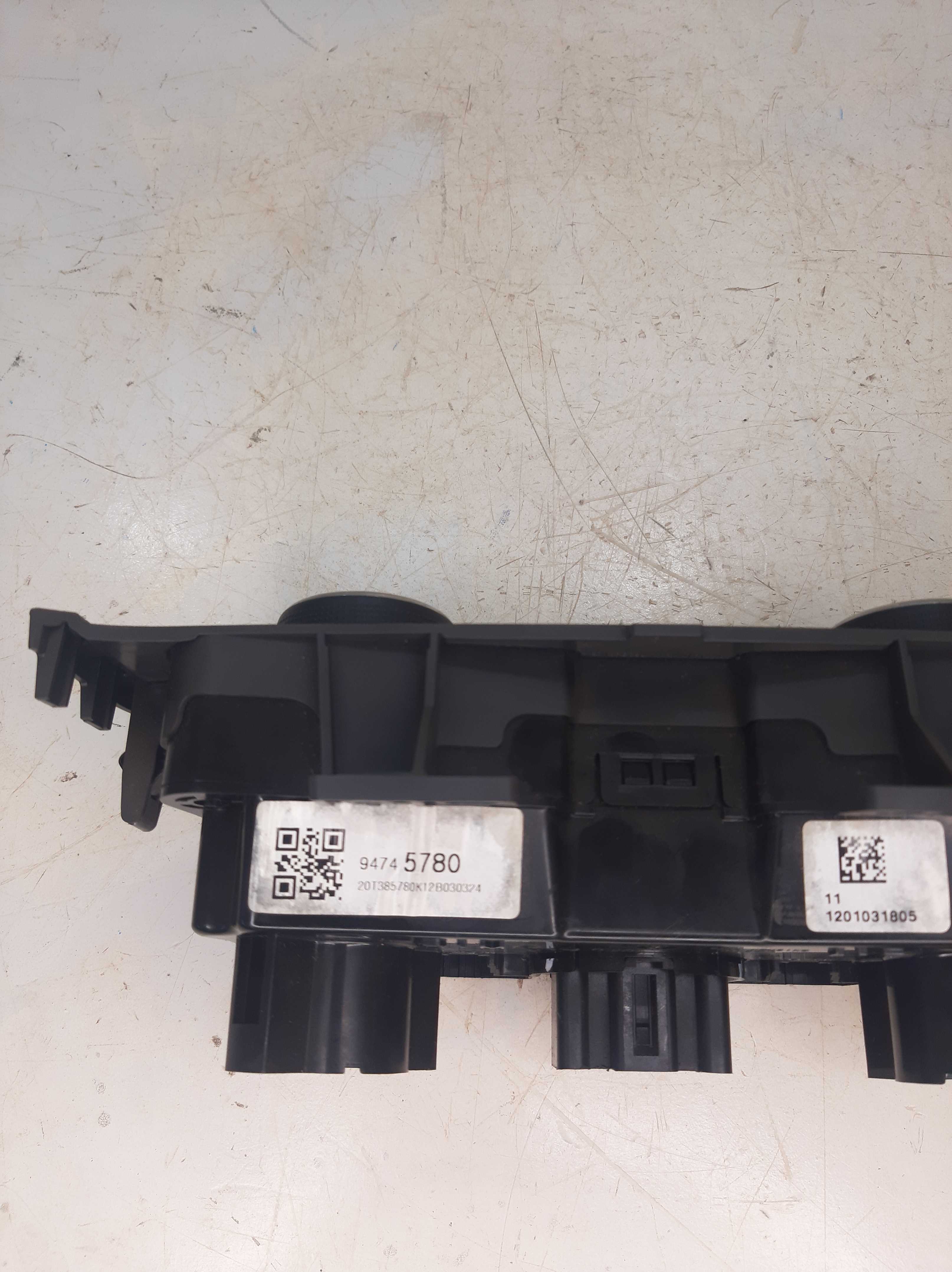 Comando Ar Condicionado Chevrolet Cobalt 1.4 2012 94745780 4