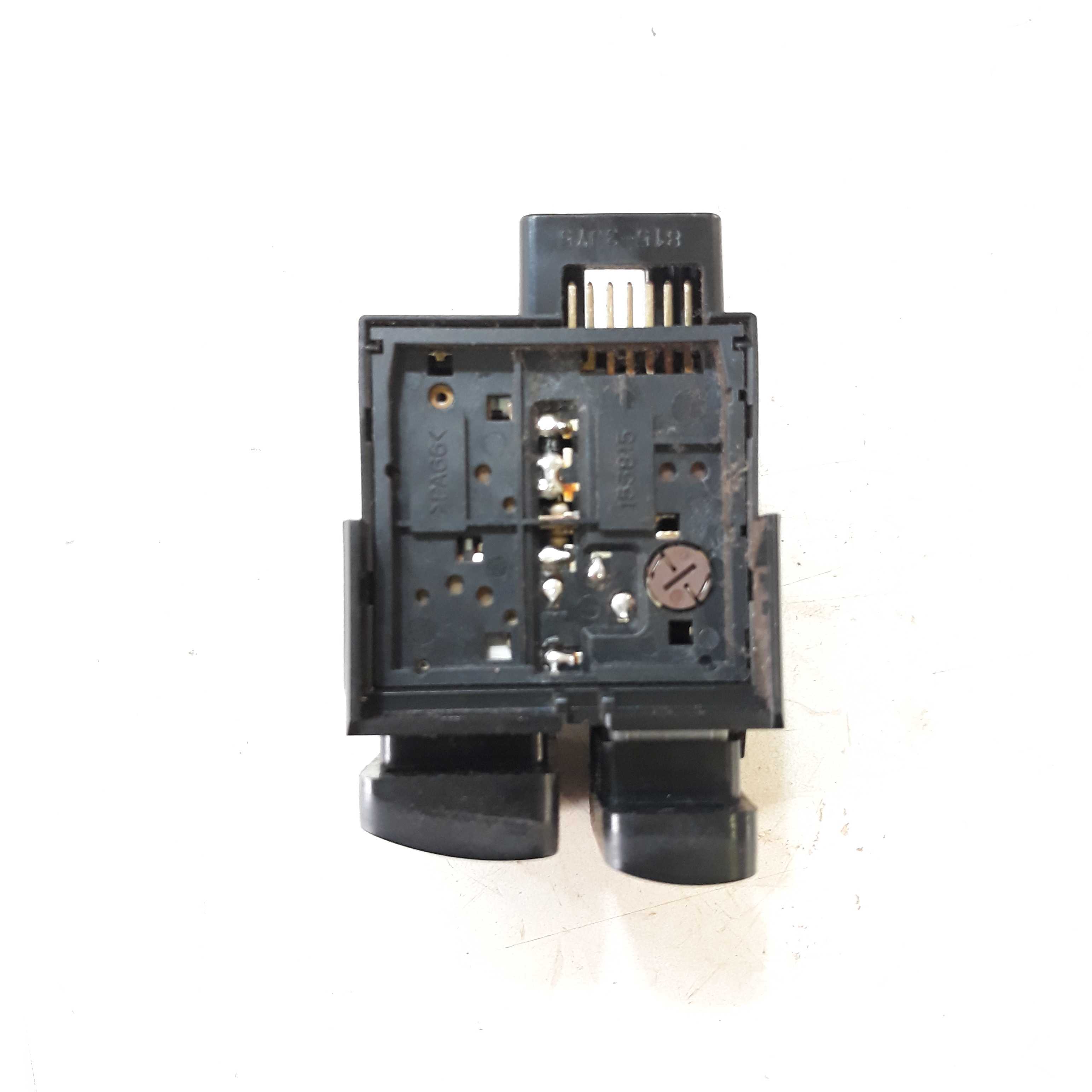 Botão Pisca Alerta Desembaçador Toyota Corolla 2007 153815