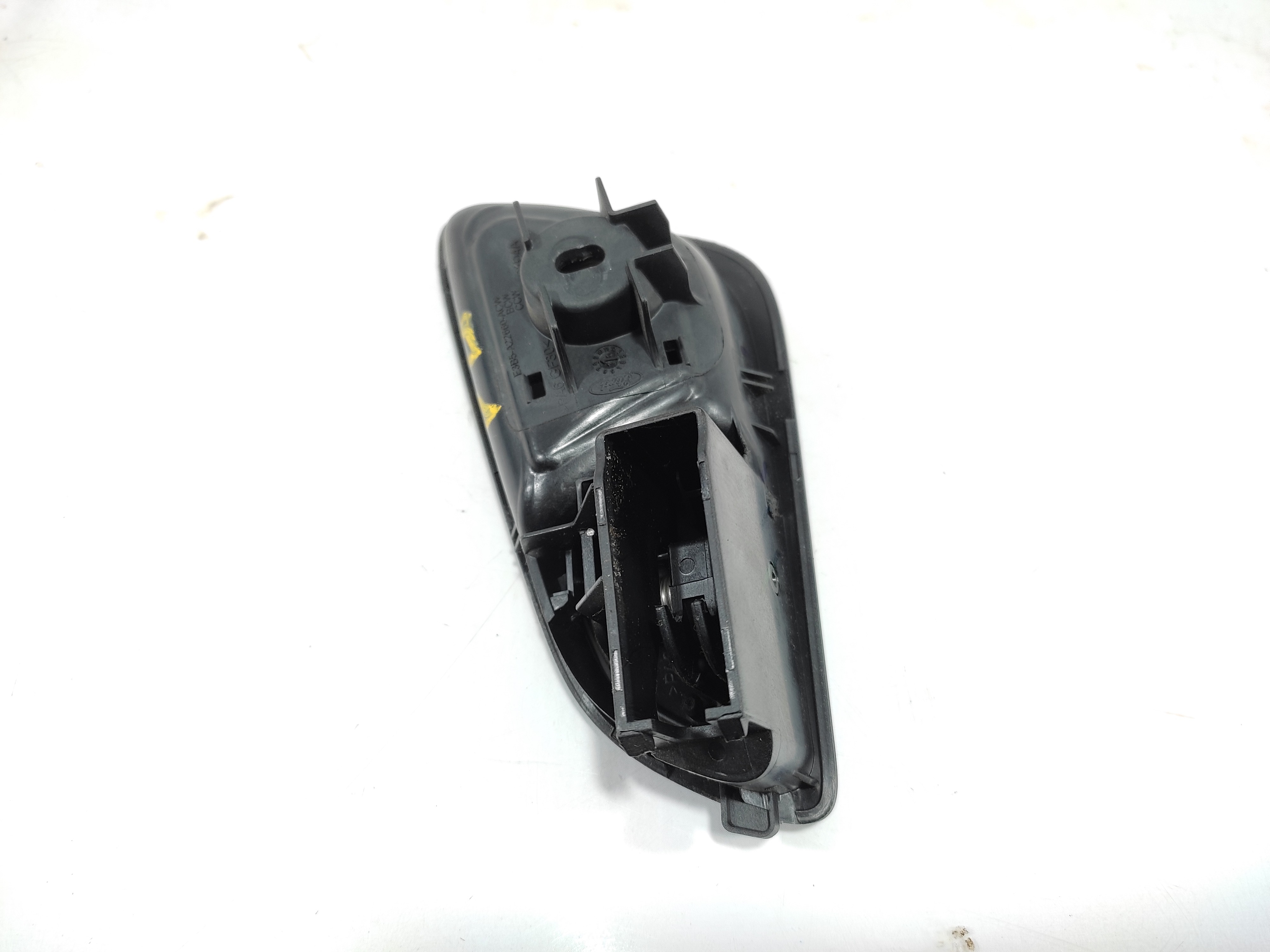 Maçaneta Interna Dianteira Direita Ford Ka 2015 E3b5a22660  – Preto – Dianteira 6