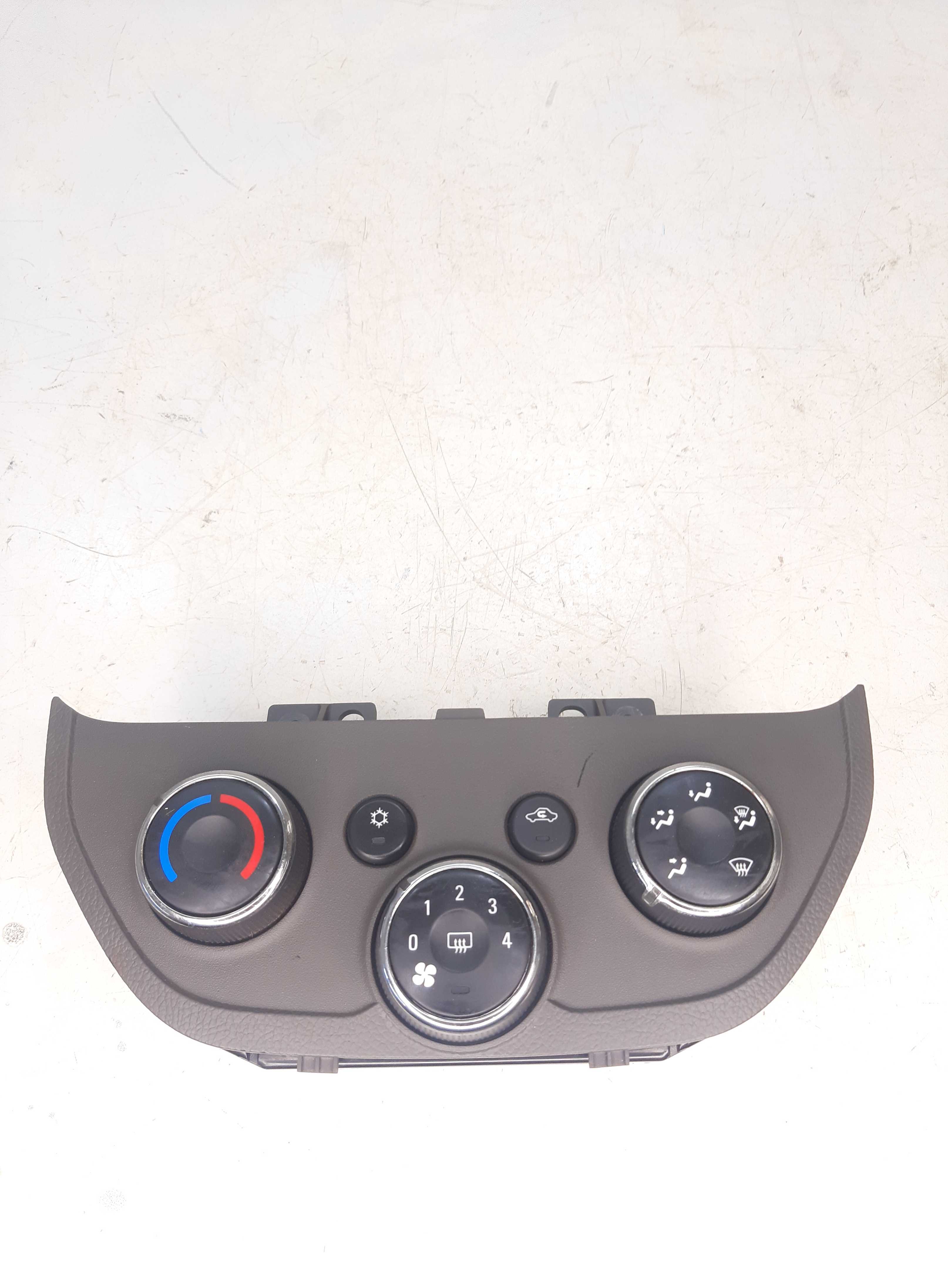 Comando Ar Condicionado Chevrolet Cobalt 1.4 2012 94745780 2