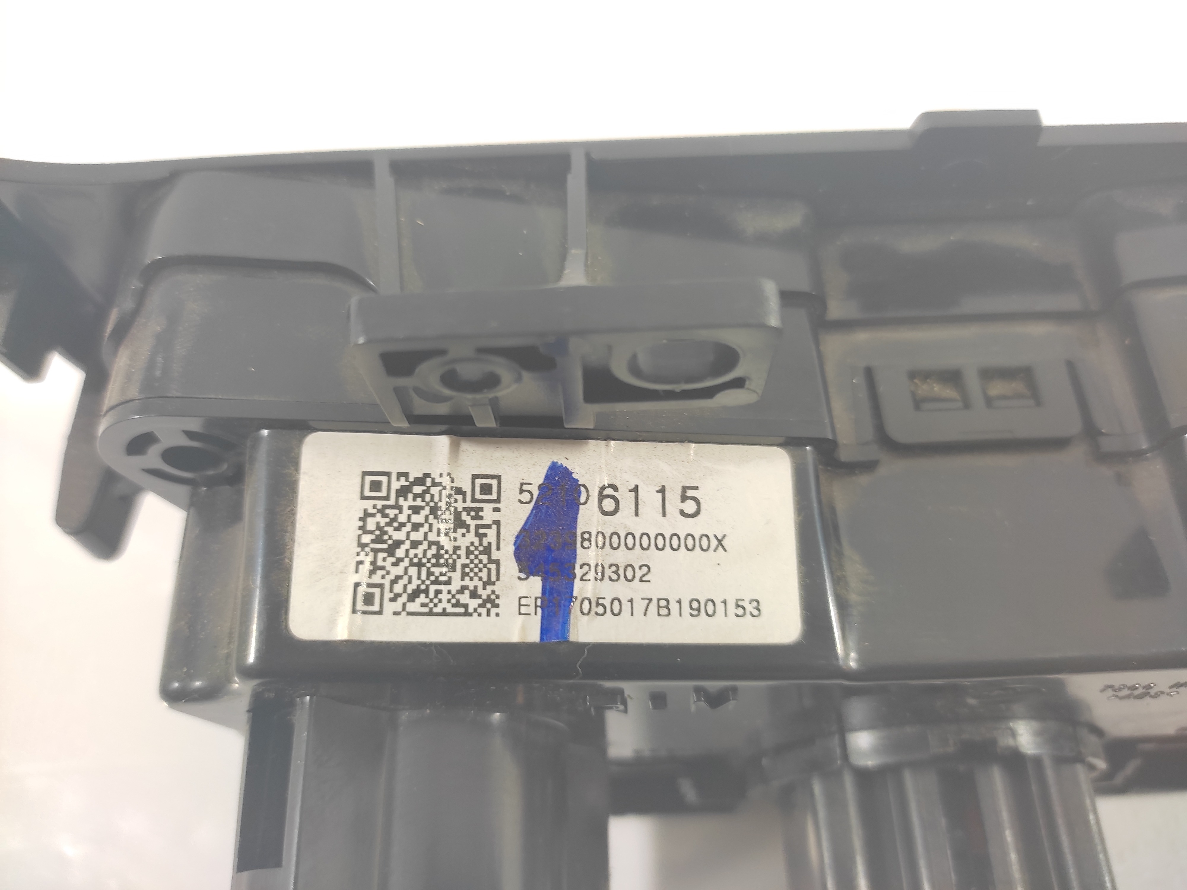 Comando Ar Condicionado Chevrolet Cobalt 2017 52106115 6