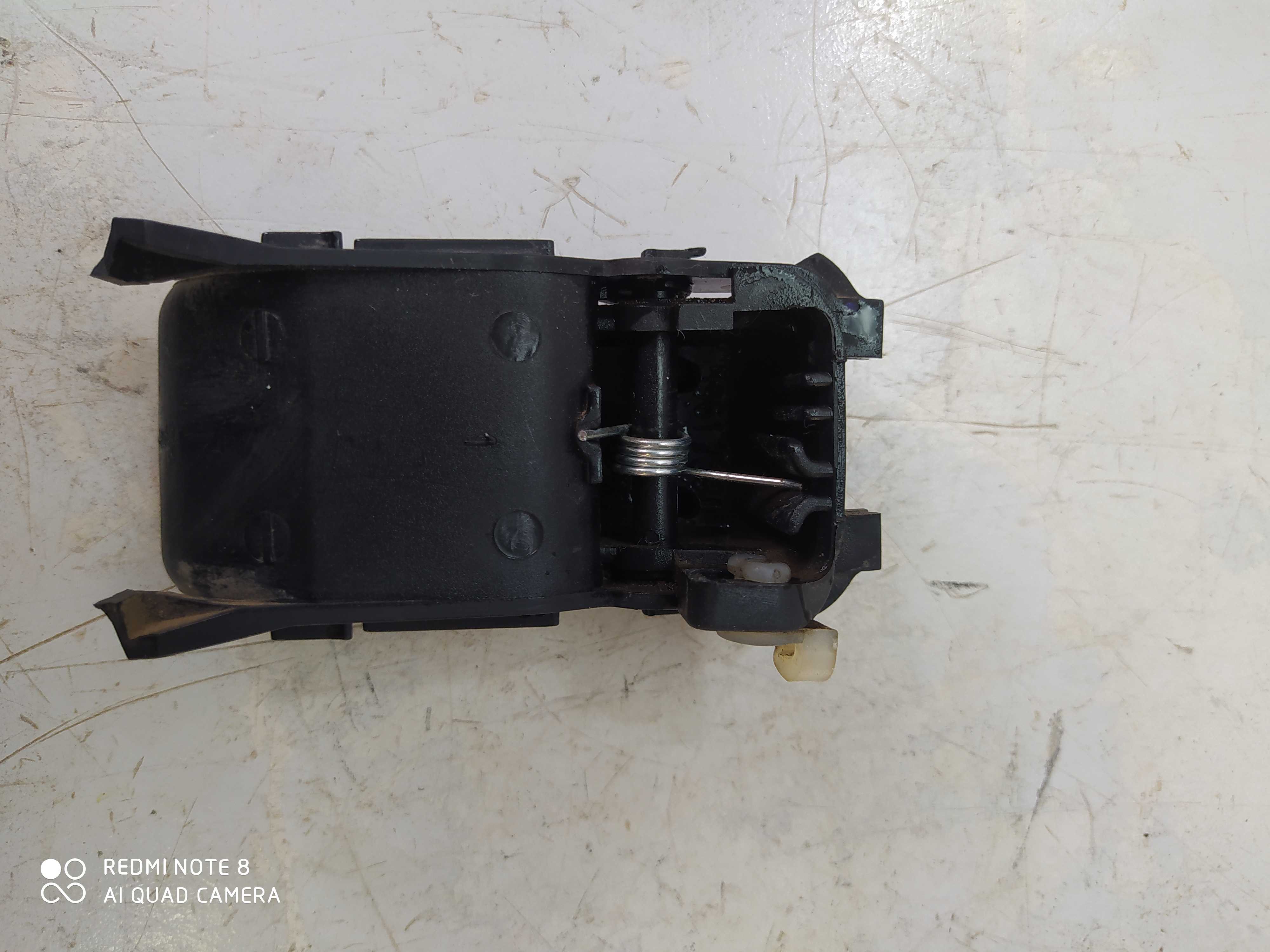 Maçaneta Interna Traseira Esquerda Fiat Uno Mille 1.0 2011 Preto Traseira 4