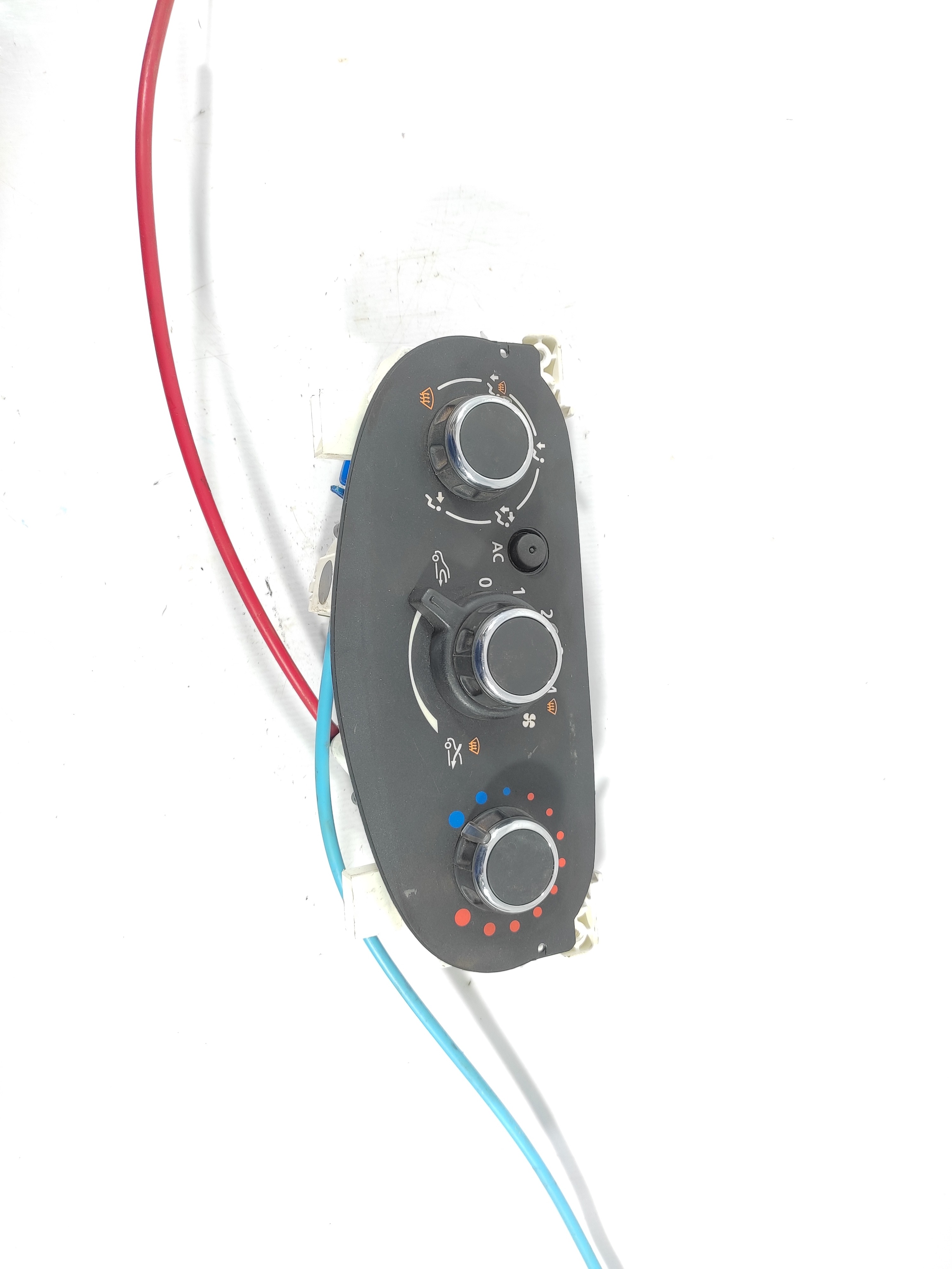 Comando Ar Condicionado Renault Duster 2014 Y3846001