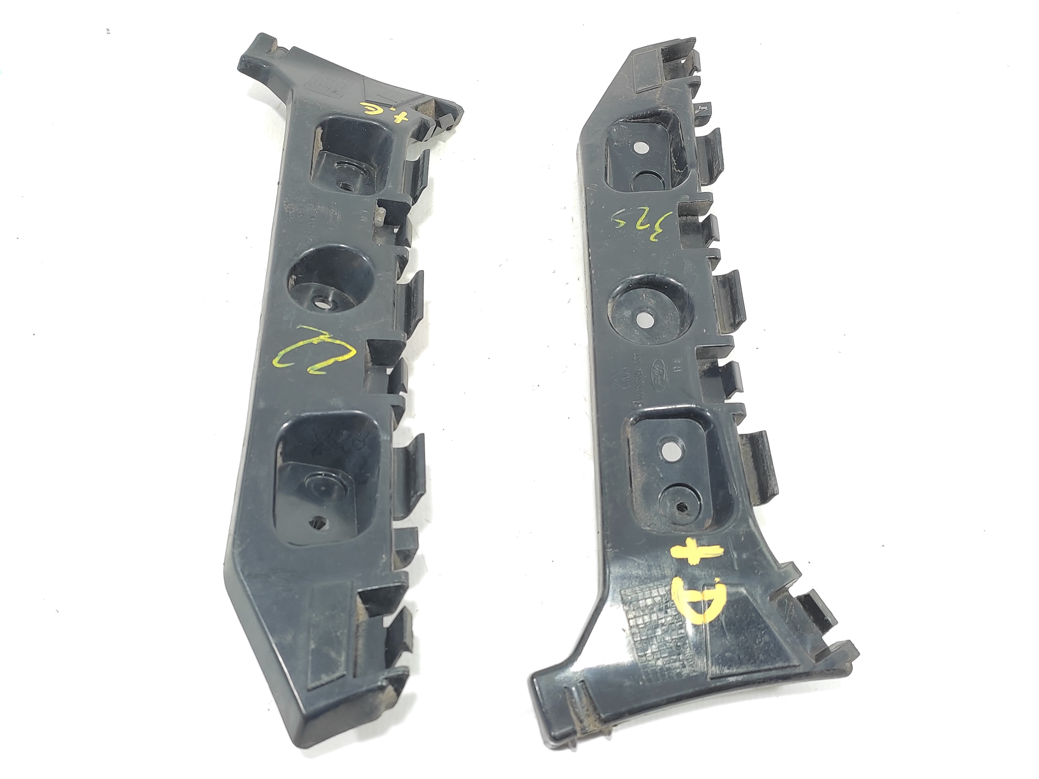 Guia Parachoque Traseiro Ford Ka Se 2015 E3b517a882ad