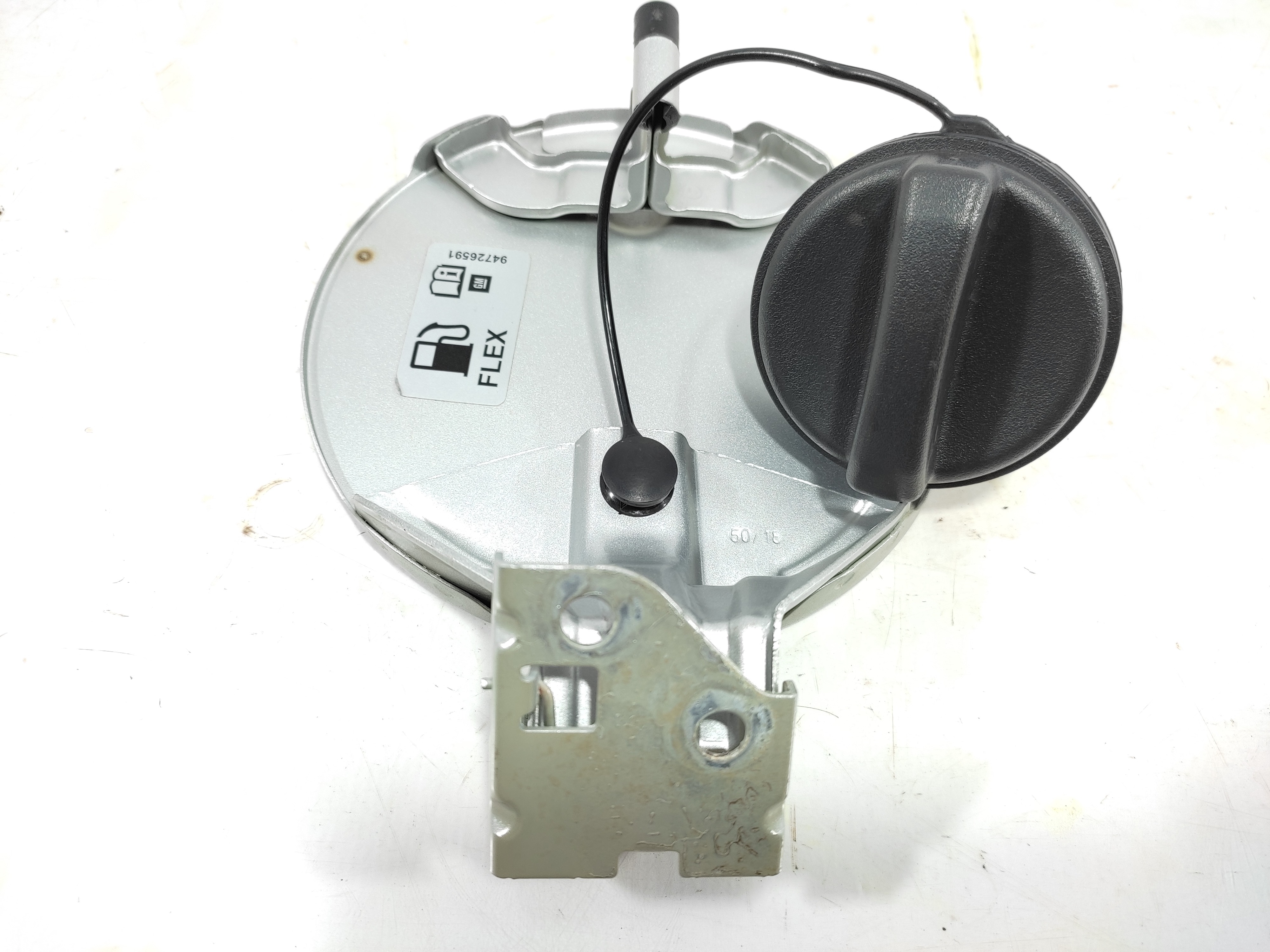 Portinhola Tanque Combustível Chevrolet Cobalt 2019 94726591 Prata 2019