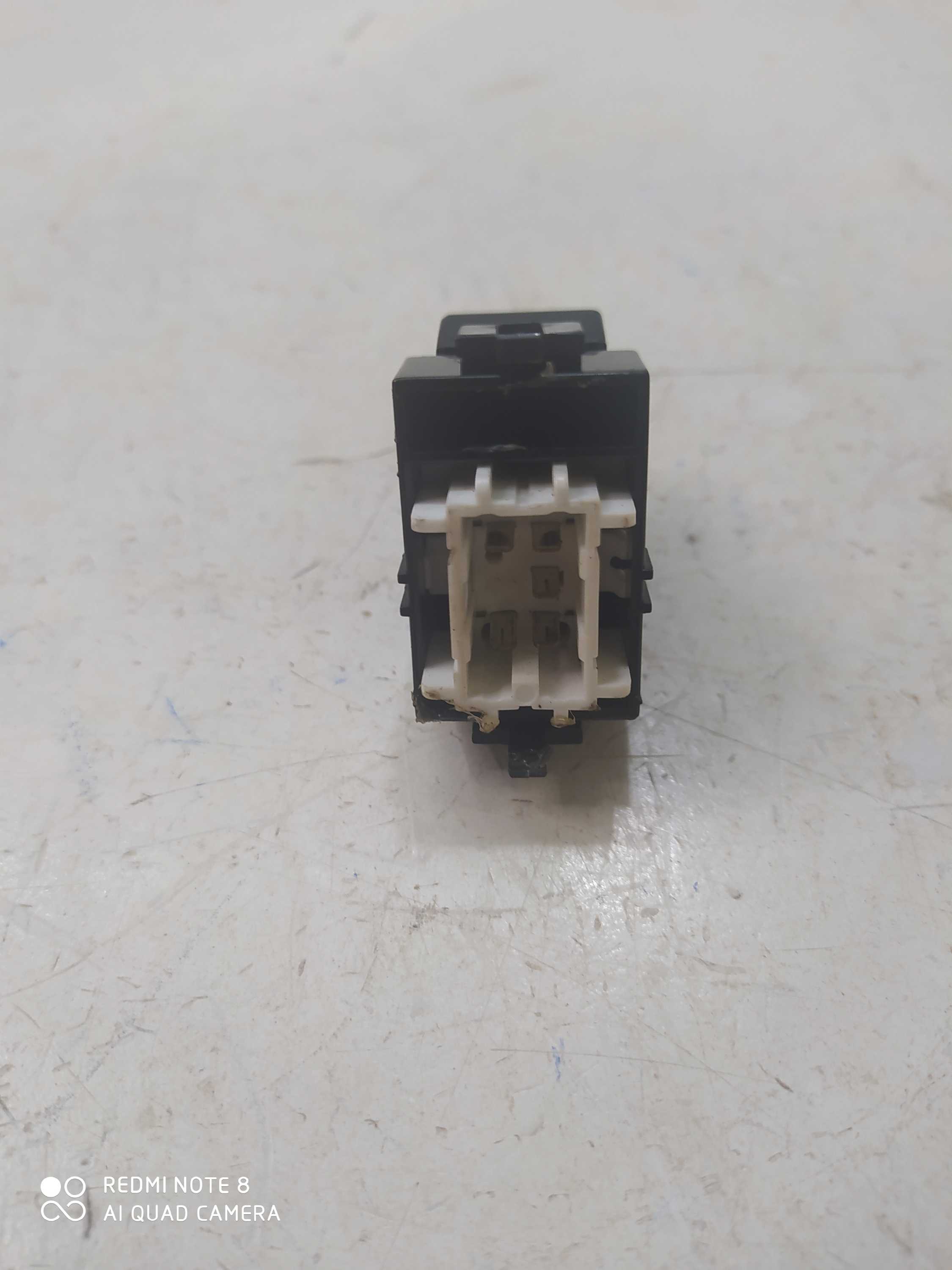 Botão Vidro Elétrico Diant Direito Toyota Corolla Xli 2004