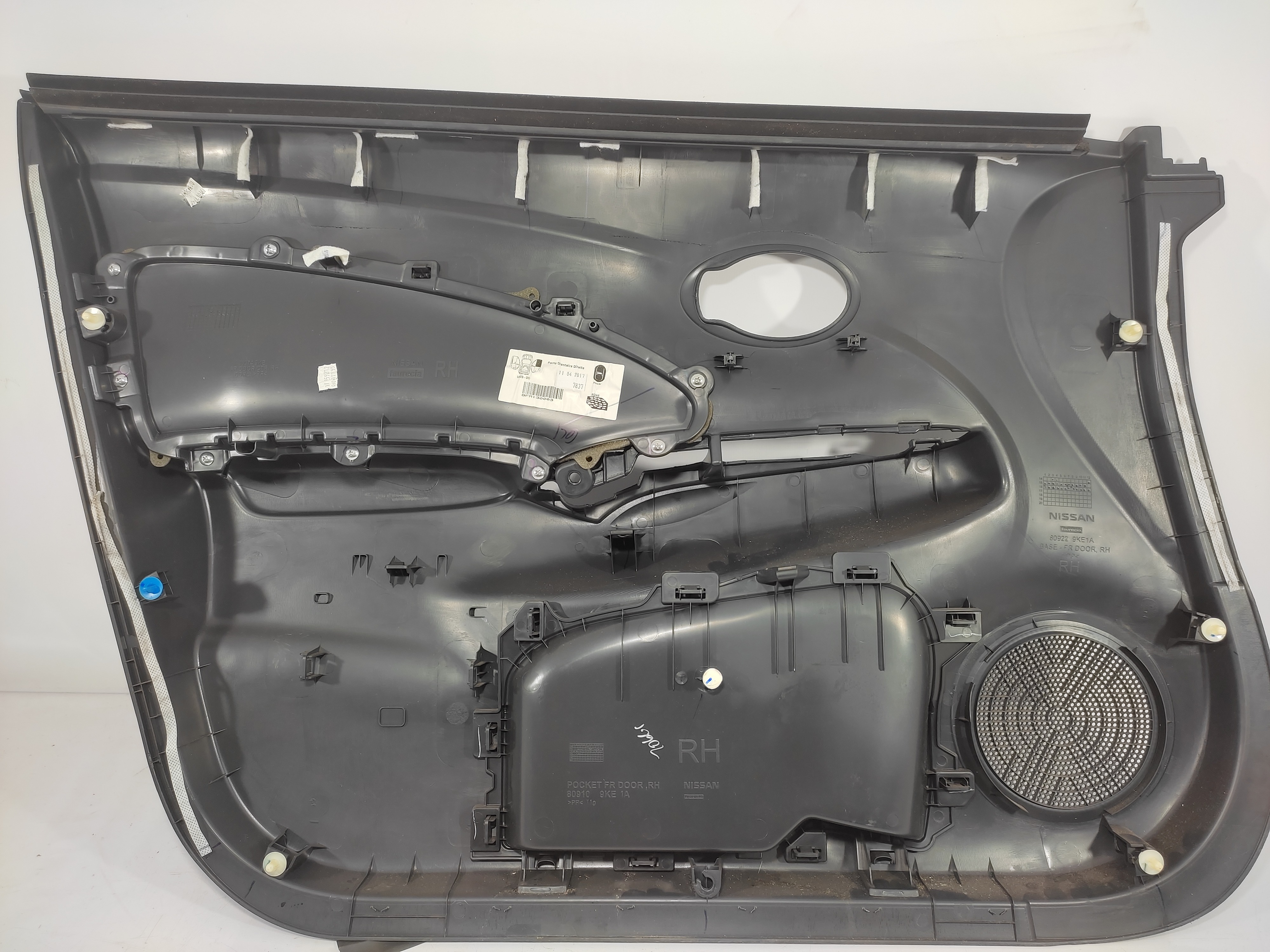 Forro Porta Dianteira Direita Nissan Versa 2017 809229ke1a Preto 6