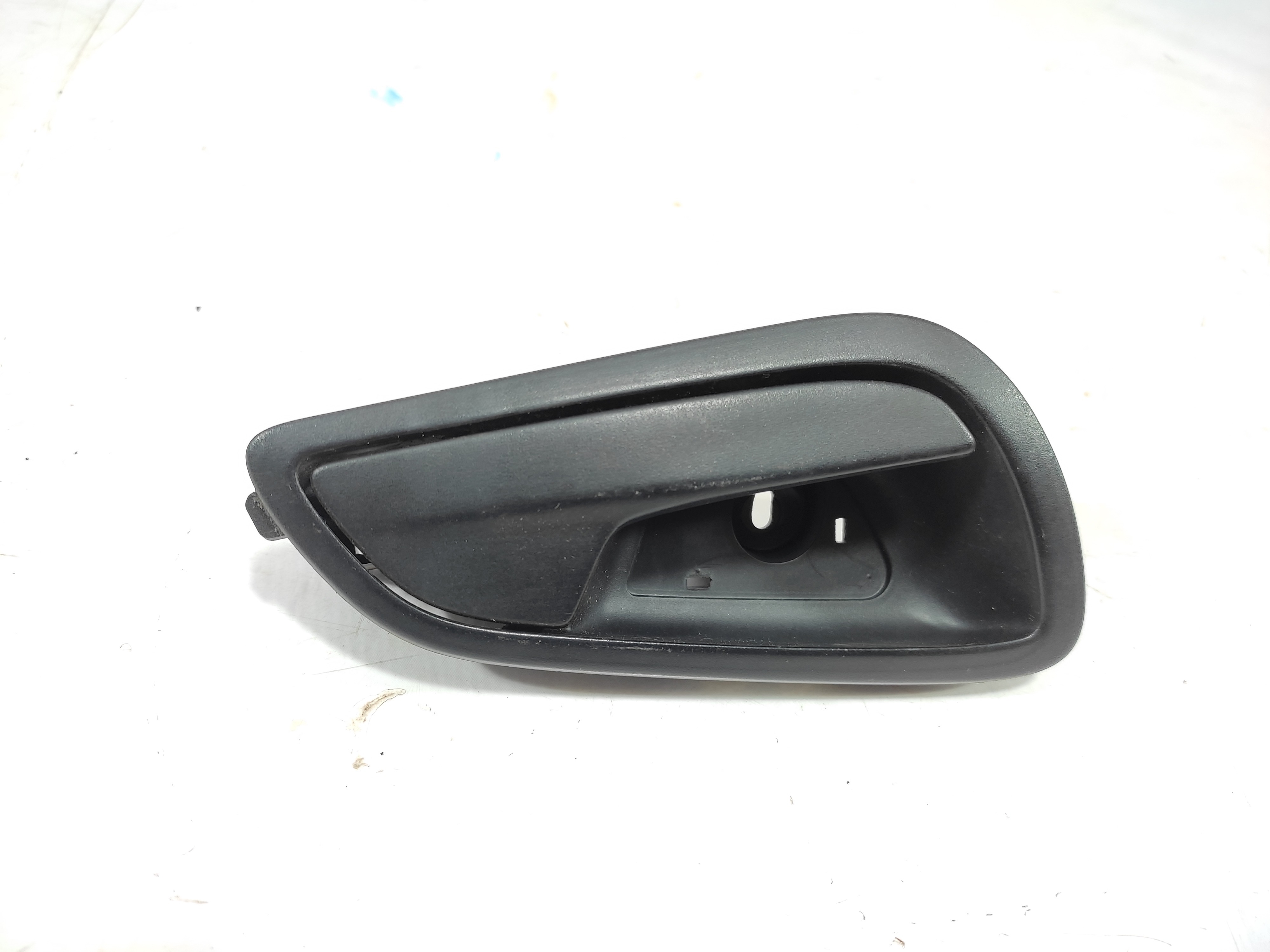 Maçaneta Interna Dianteira Direita Ford Ka 2015 E3b5a22660  – Preto – Dianteira 2