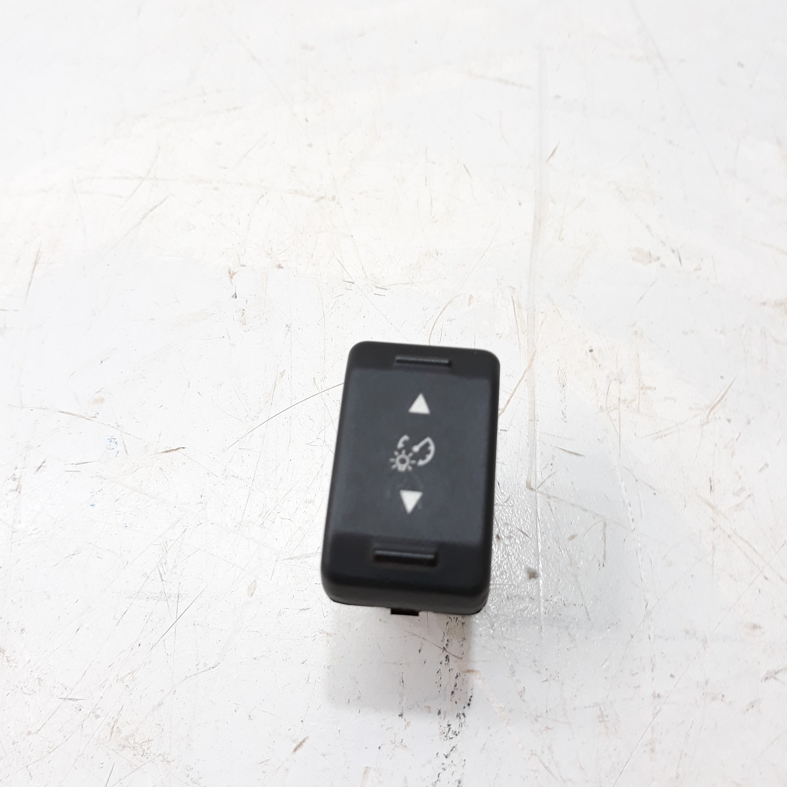 Botão Farol Milha Ford Fiesta 2011 Ae8t11691ab 8