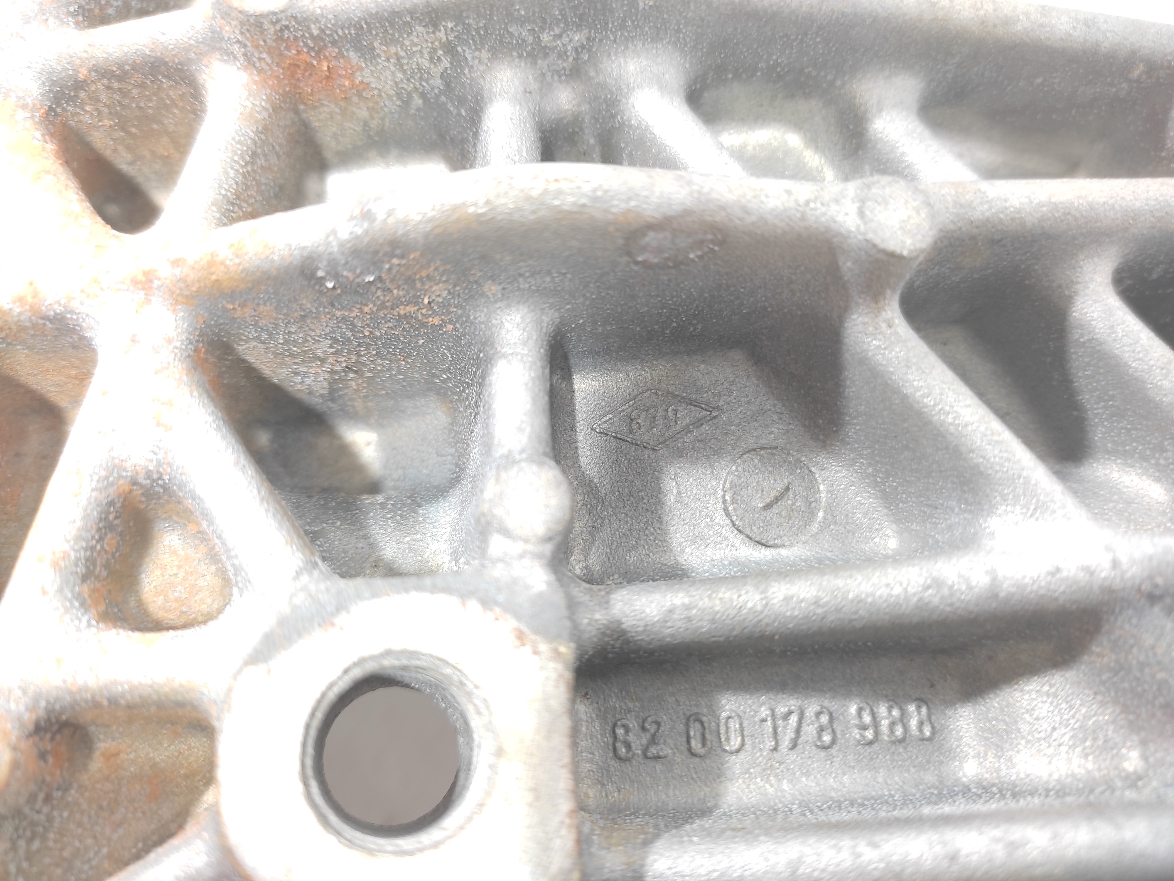 Suporte Alternador Renault Clio 2003 8200178988 Original 2