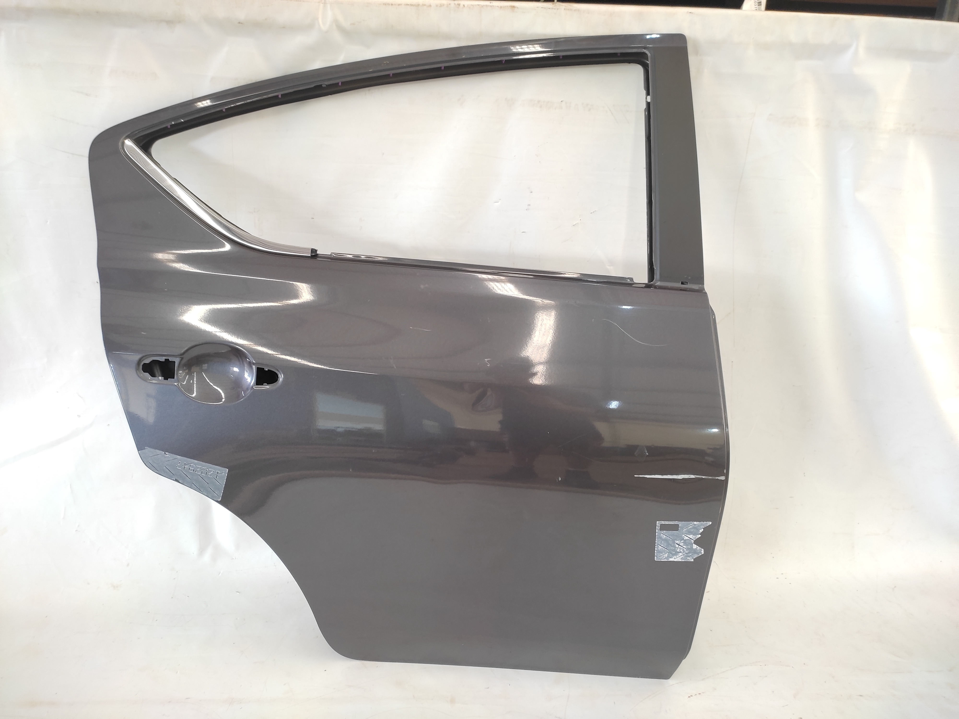 Porta Traseira Direita Nissan Versa 1.6 2017 Traseira Direita Cinza 5