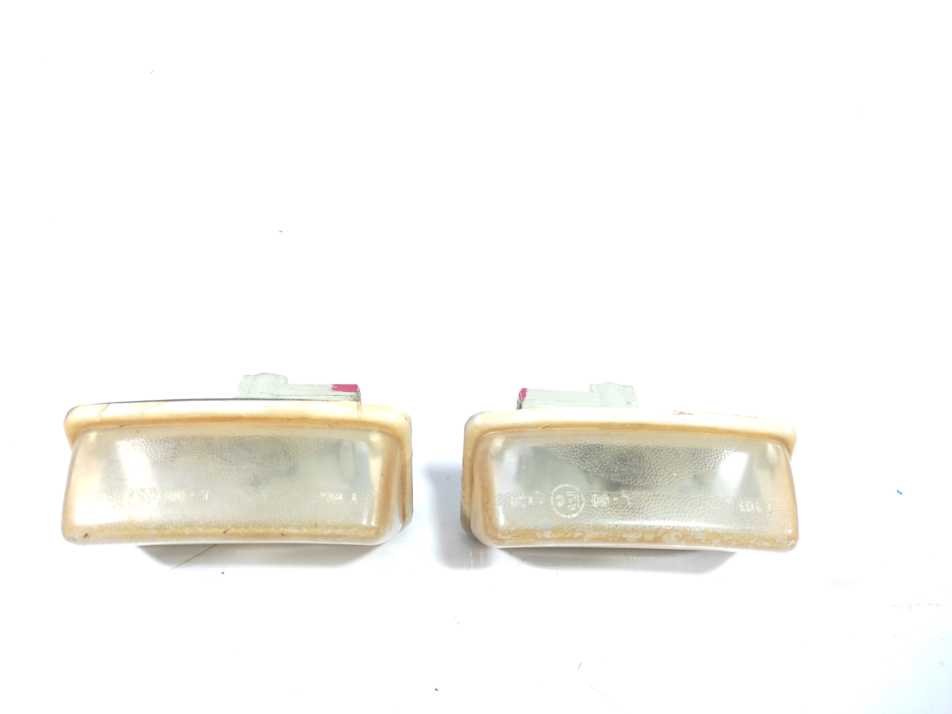 Lanterna Luz Placa Toyota Corolla Xli 1.6 2003 E94130 Par 2