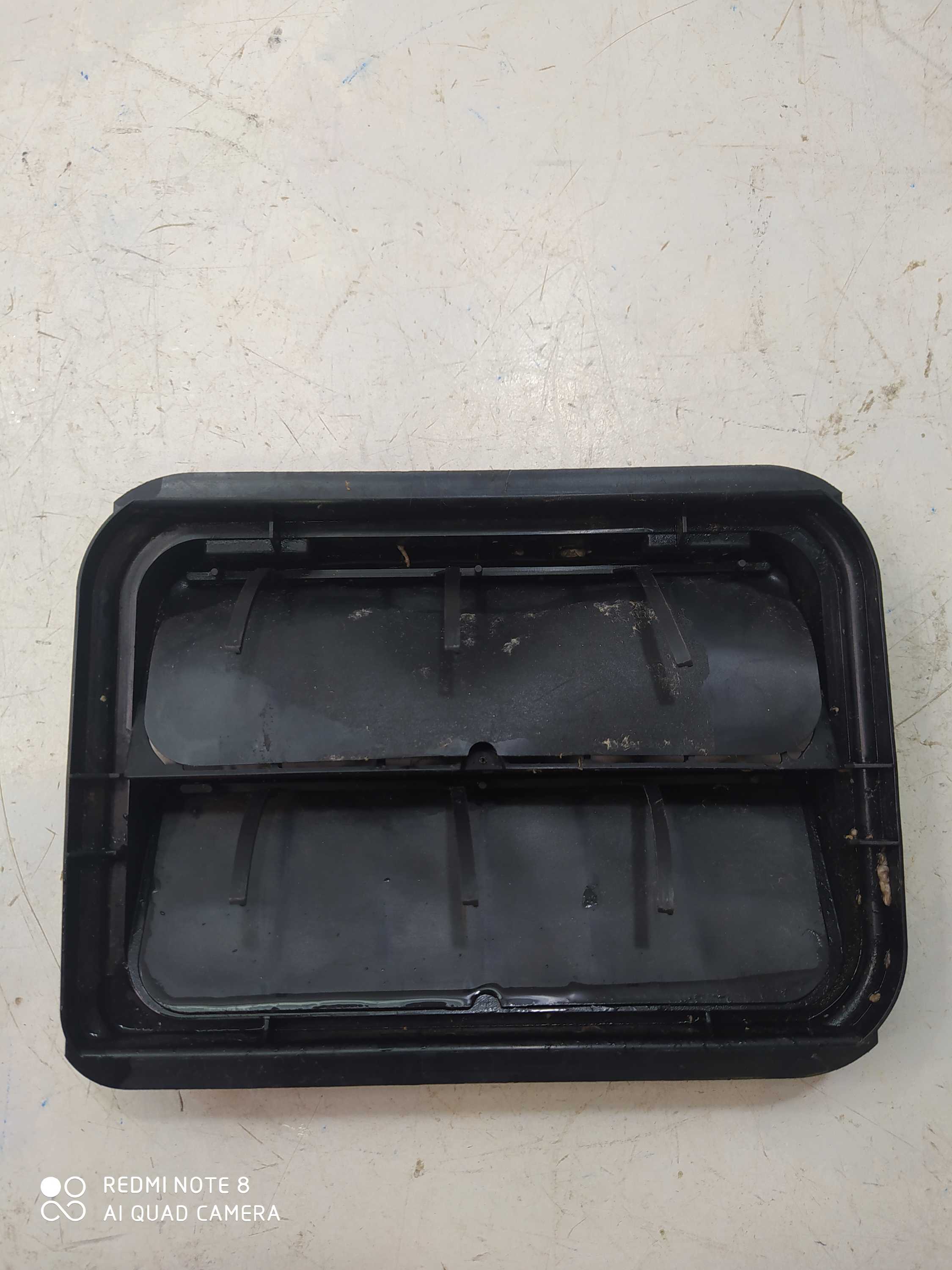 Difusor Carroceria Renault Duster 2012 Dynamiq 7700838358
