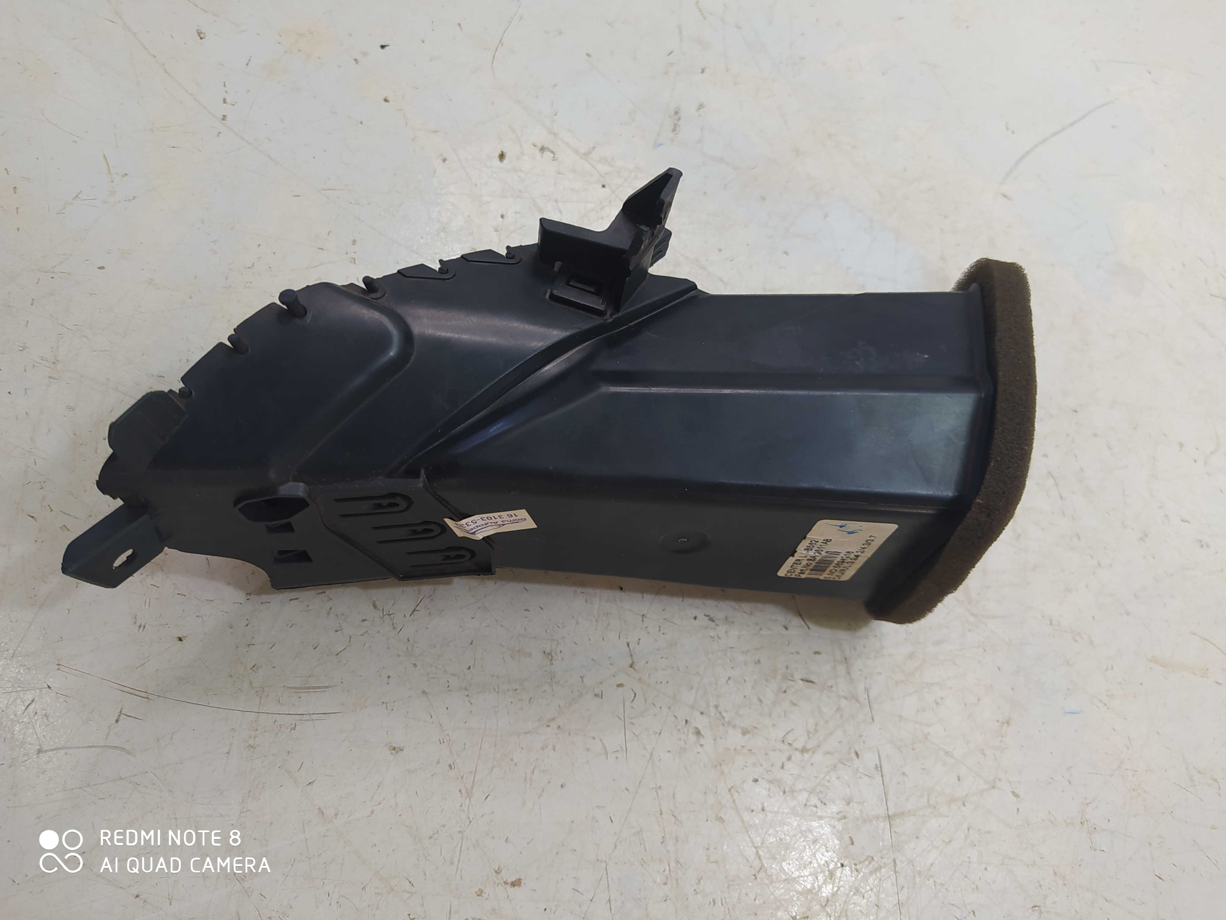 Difusor Lateral Esquerdo Ford Ka 2016 E3b5a01821ab 7