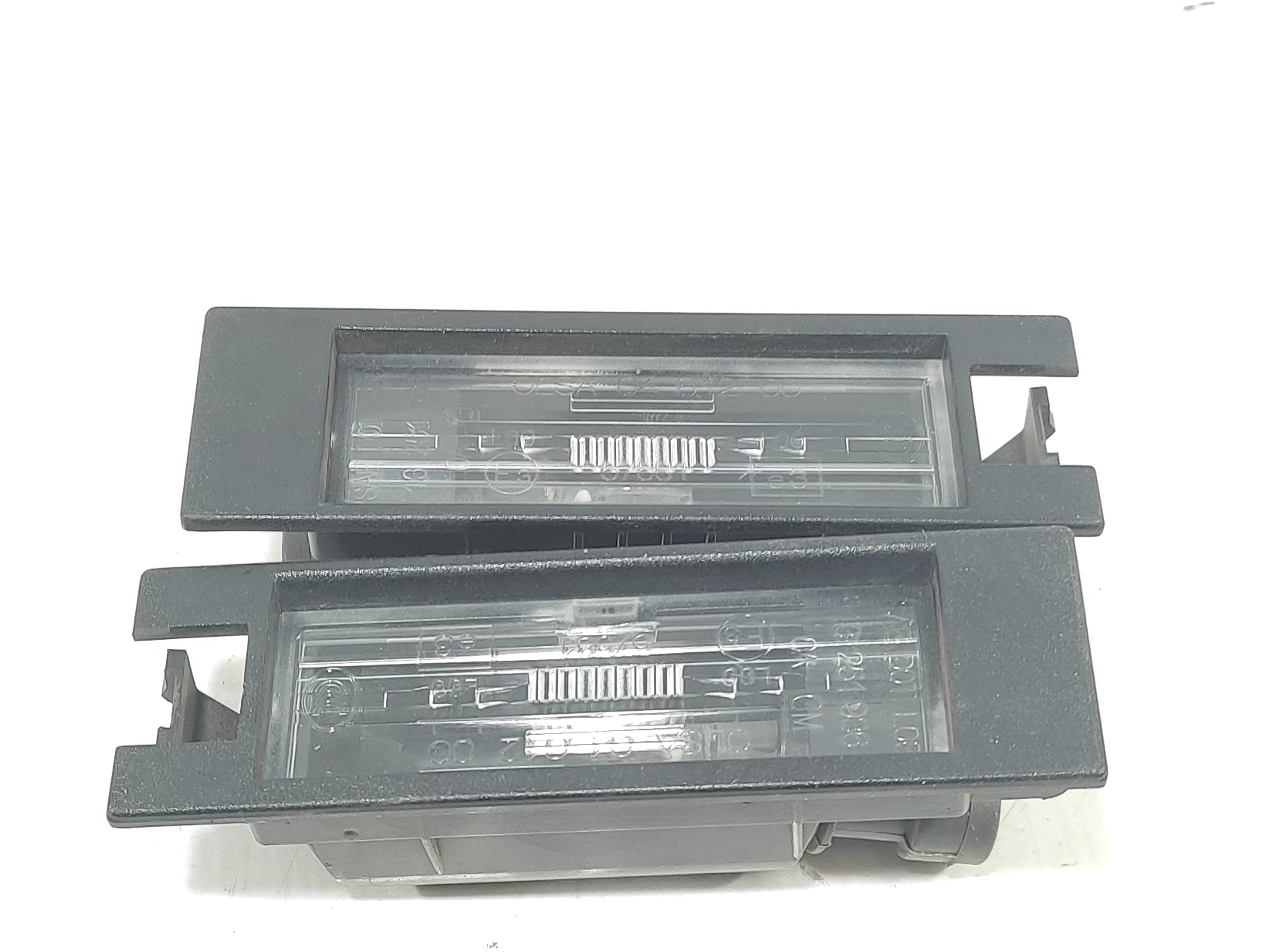 Luzes De  Placa Chevrolet Cobalt 2019 13251936 Original 4