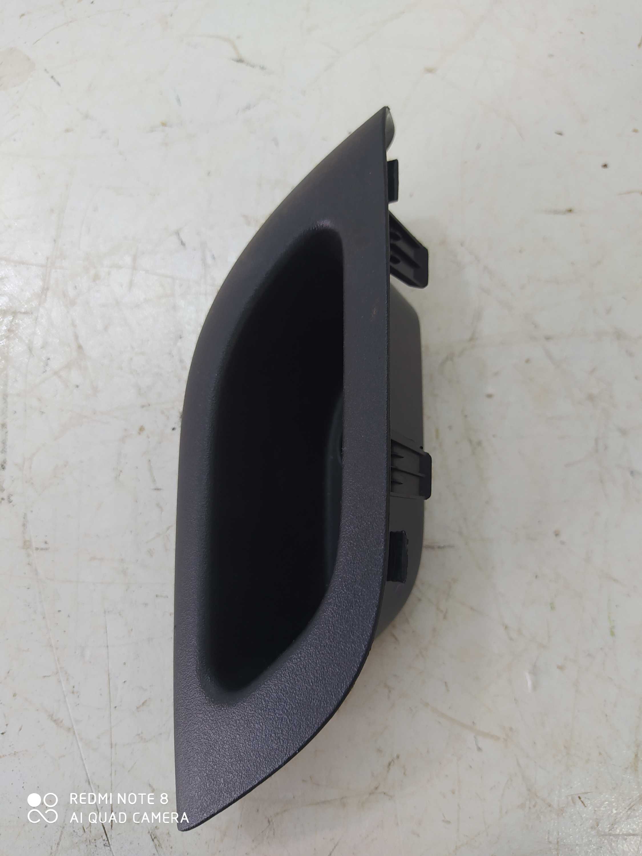 Puxador Interno Dianteiro Direito Renault Kwid Zen 1.0 2019