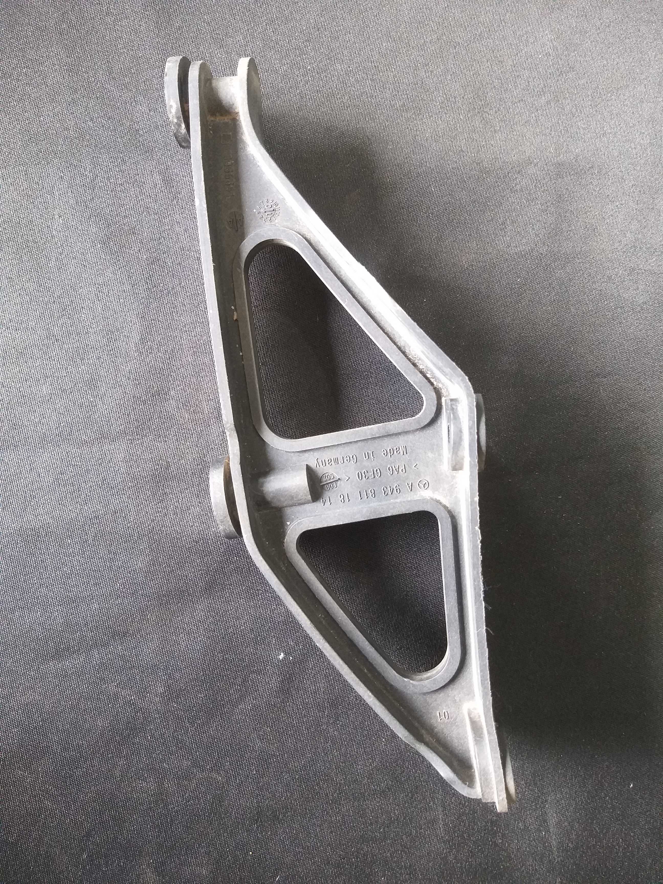 Suporte Quebra Sol Actros Original Mercedes A9438111814 3