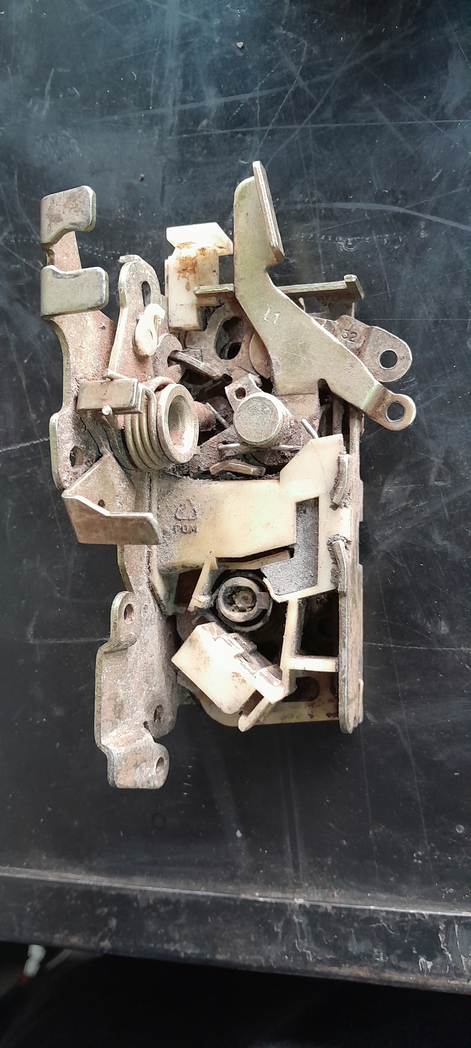 FECHADURA PORTA LE AXOR ATEGO SPRINTER 9737200735 2