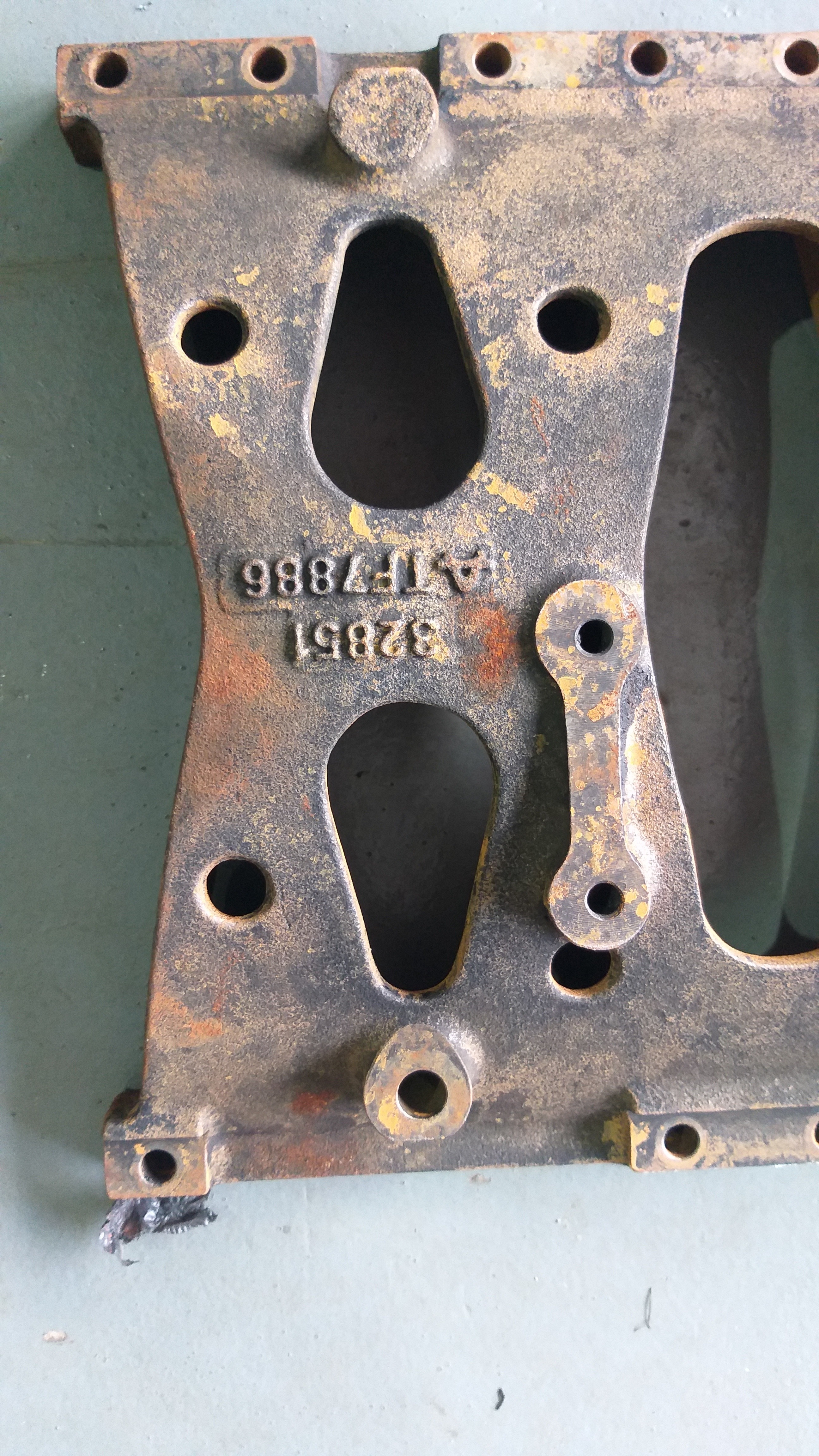 Reforço Bloco Motor Volvo Fh Nh Fm 8170117 4