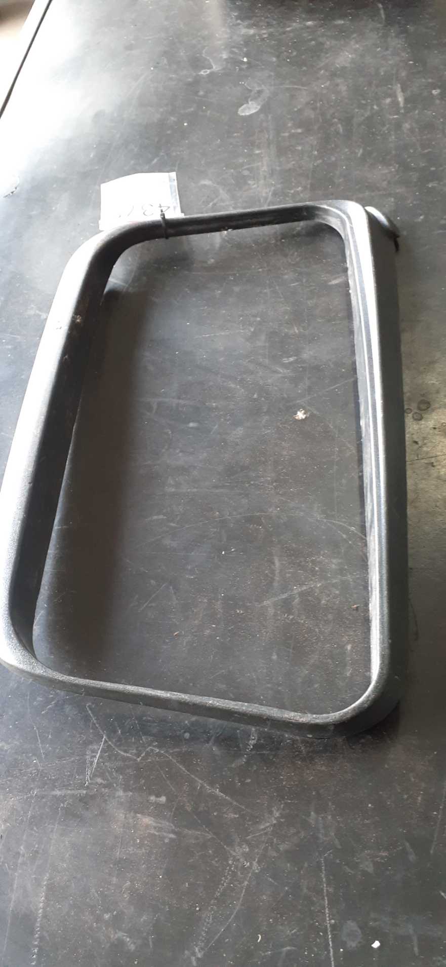 ACABAMENTO PAINEL MERCEDES-BENZ